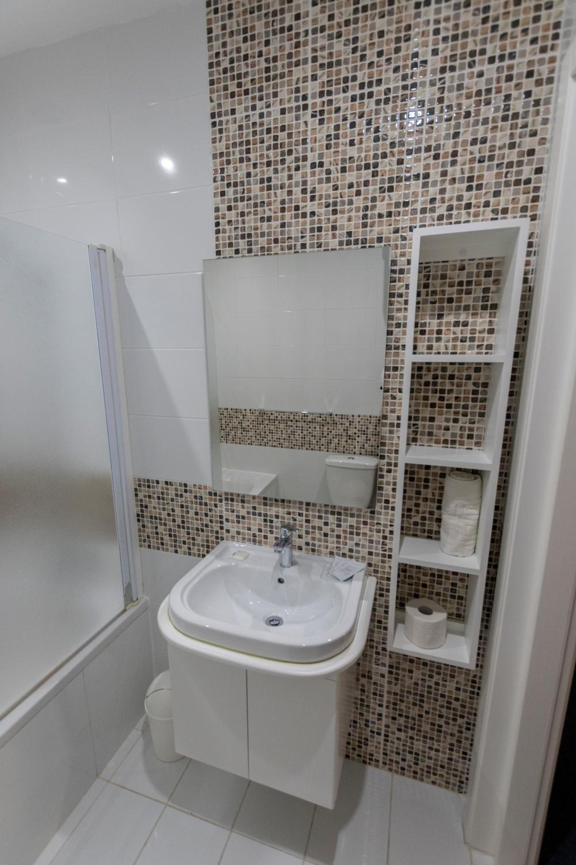 Estrella Lodging