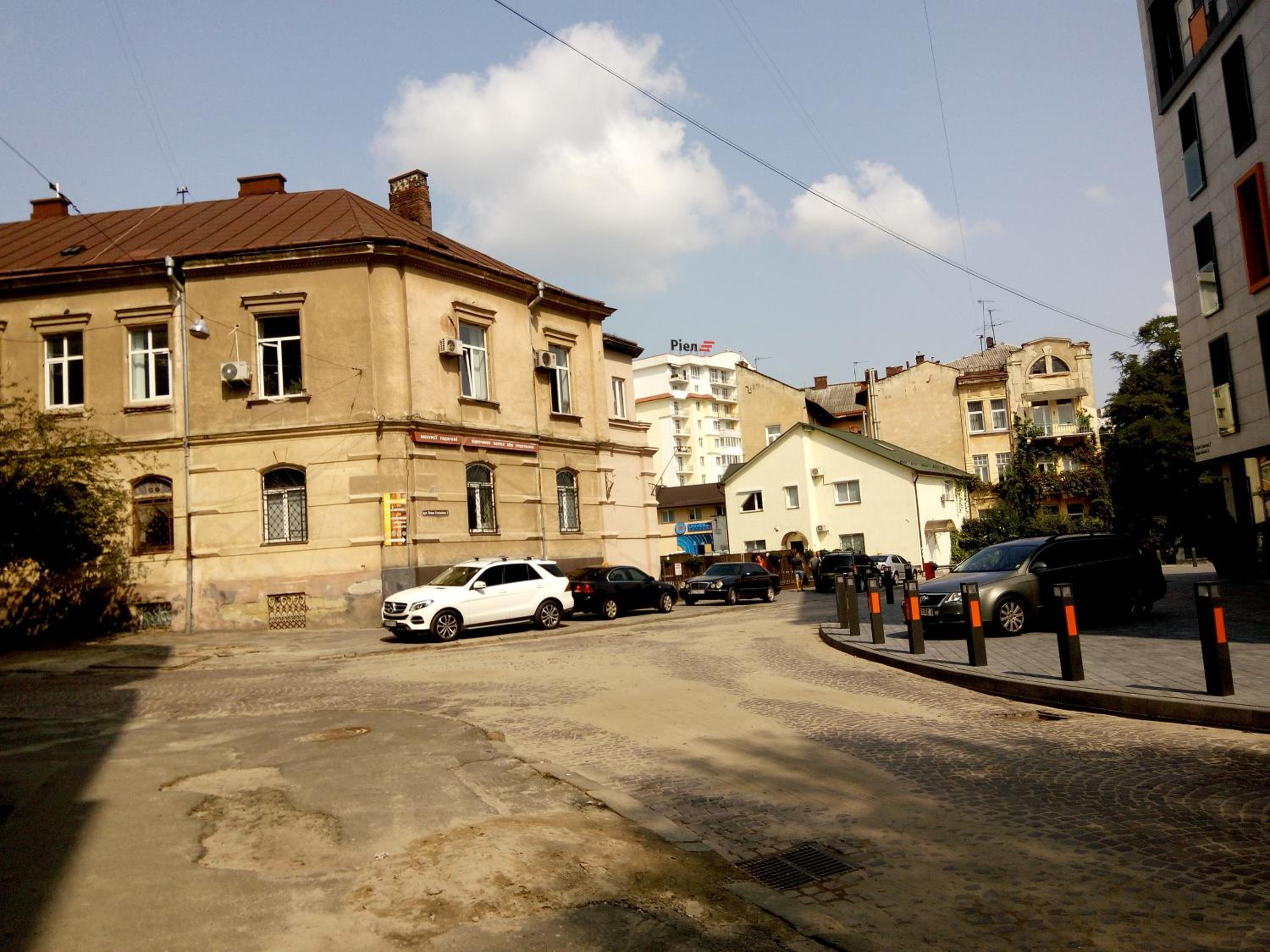 Photo 13