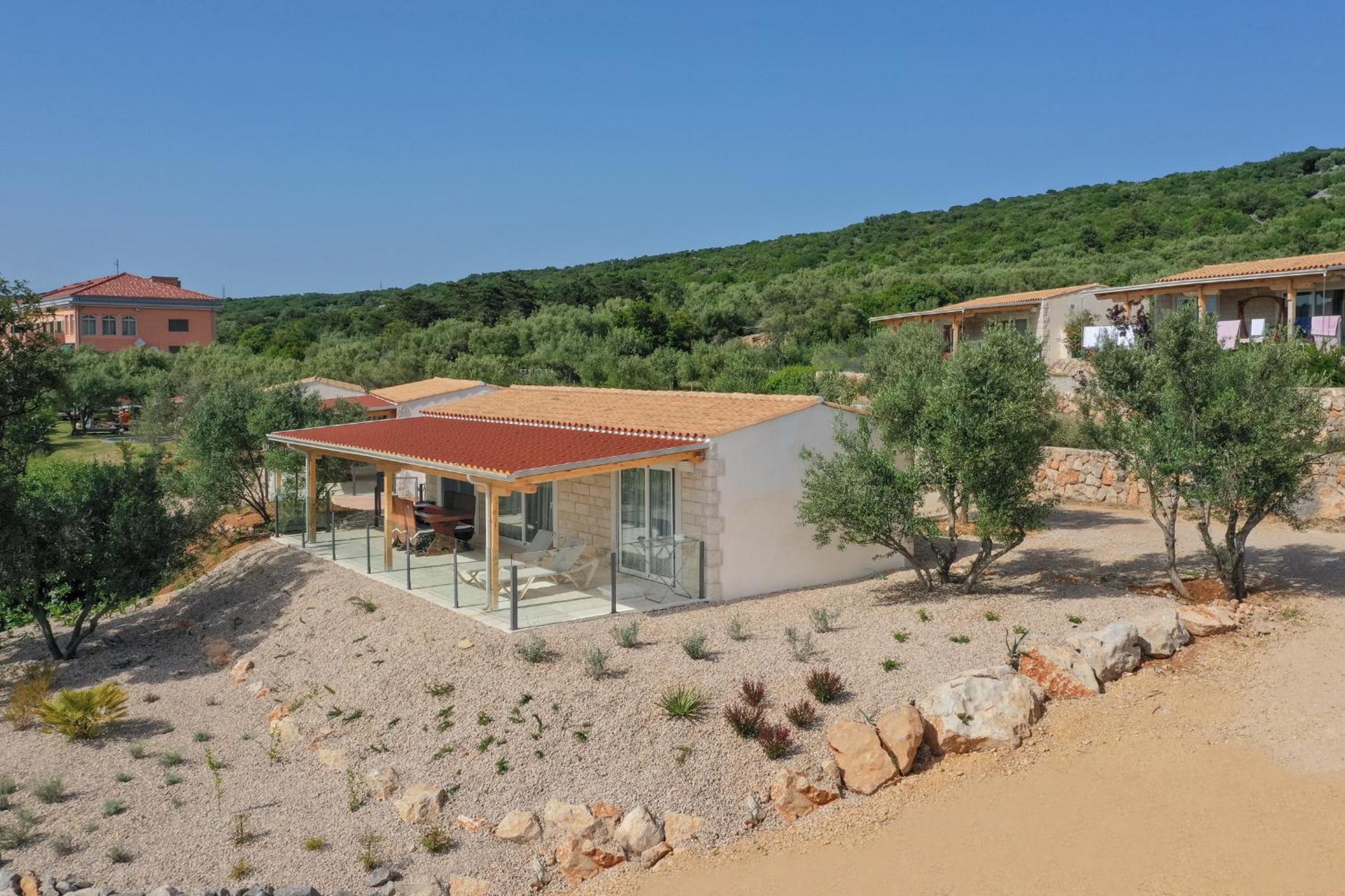 Holiday Homes Kanajt view 4