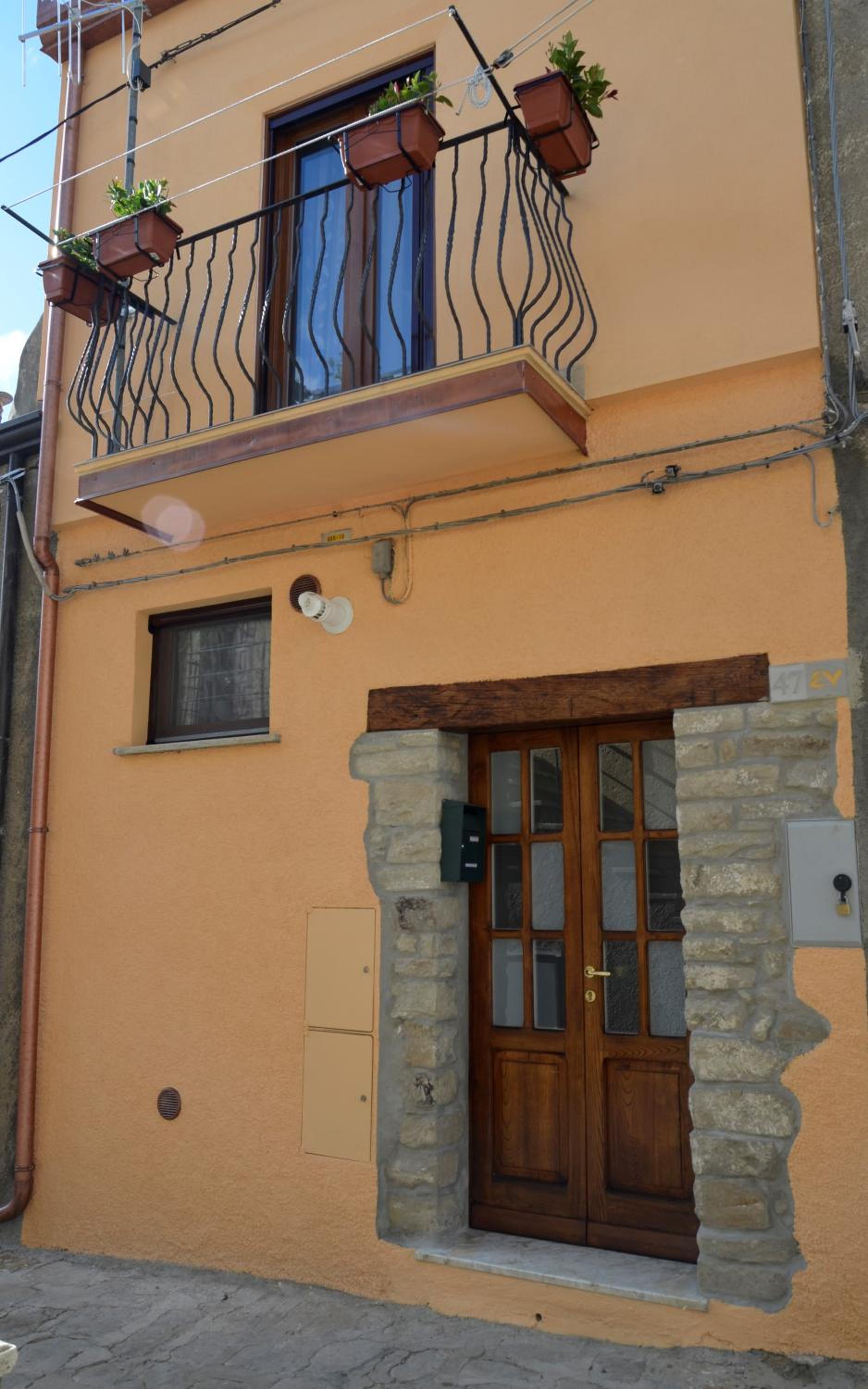 Photo 25