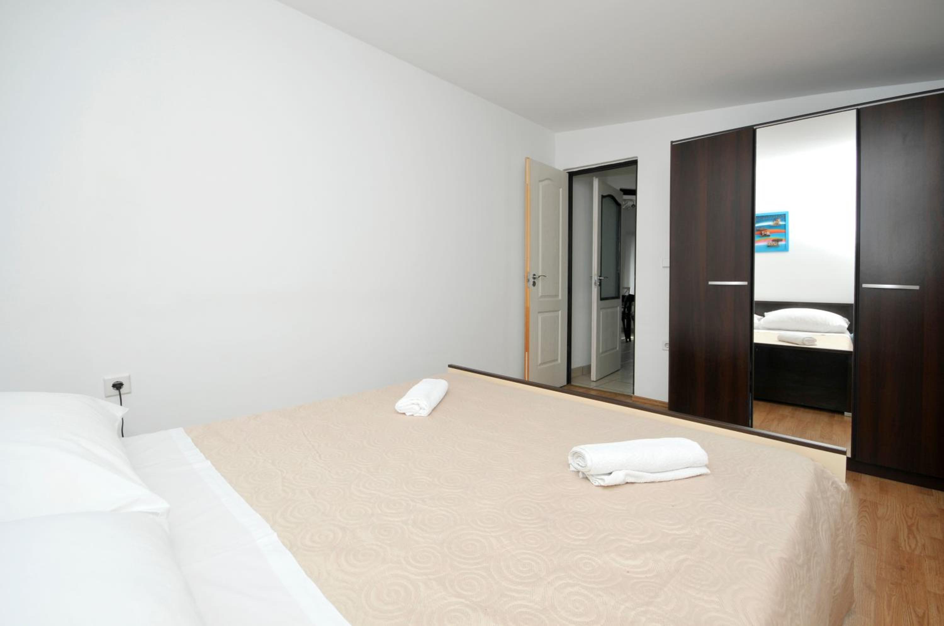 Apartment Sandra view 3
