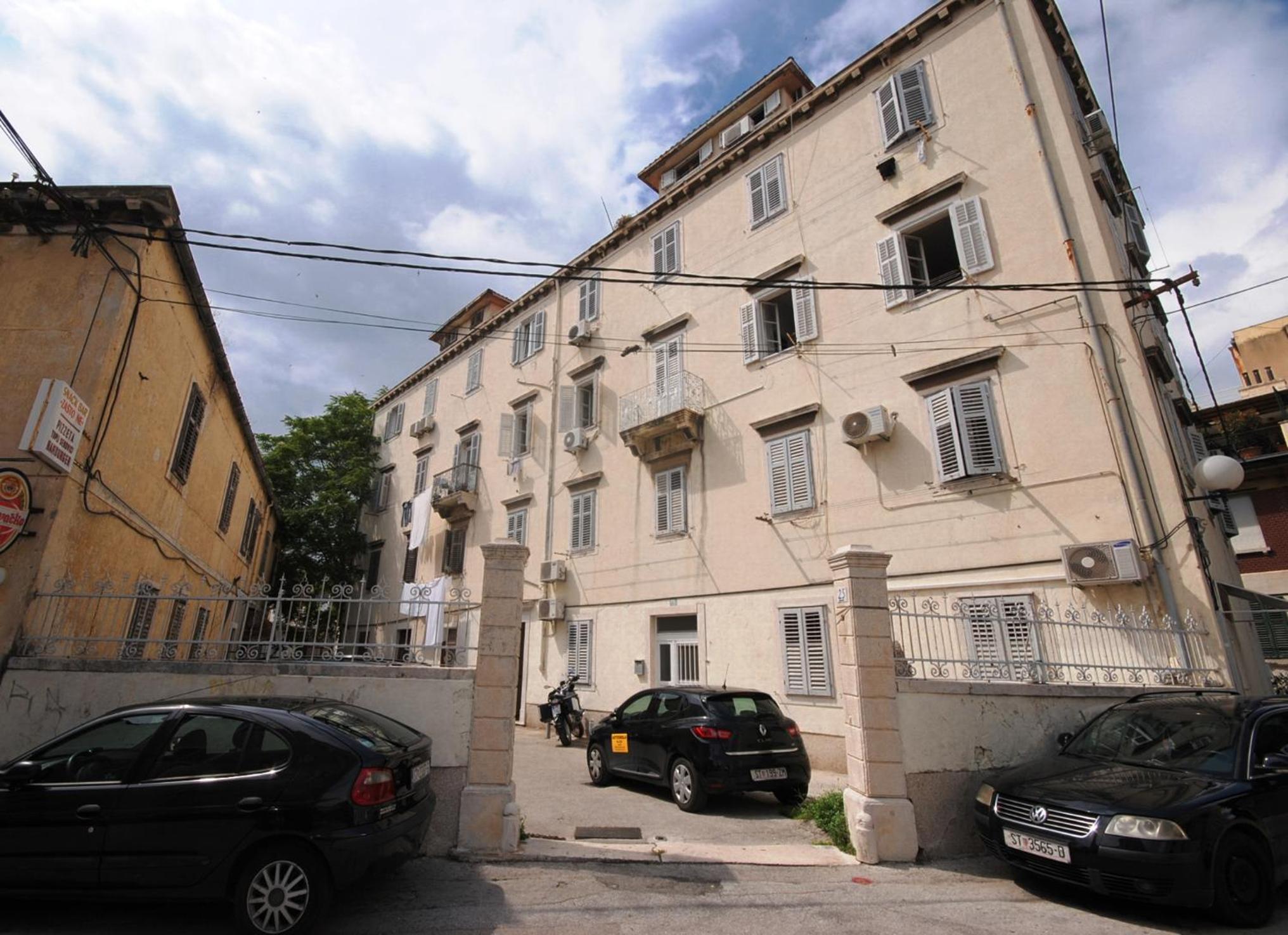 Apartments Angie
