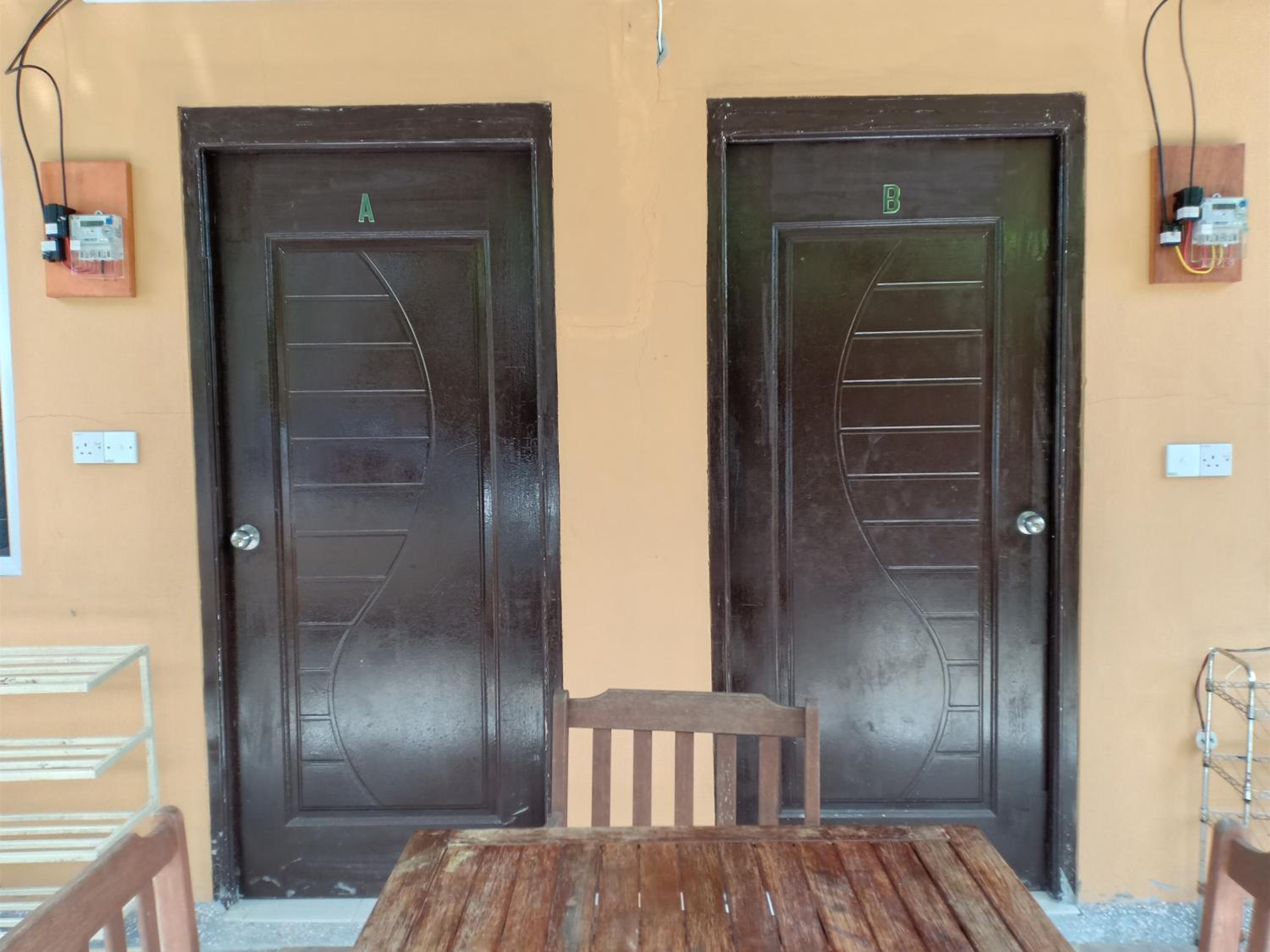 Photo 10