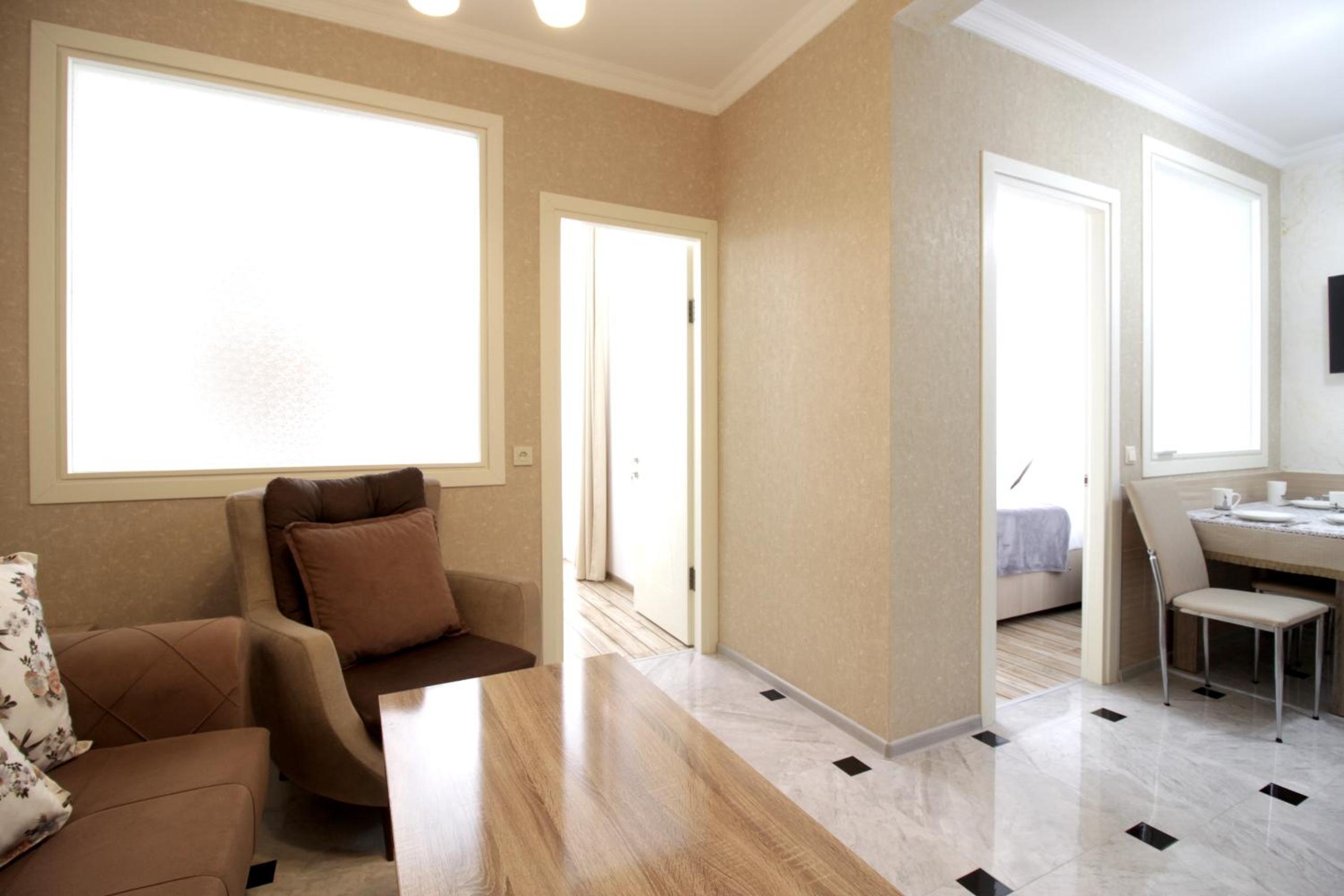 Tamar's Apartment view 4