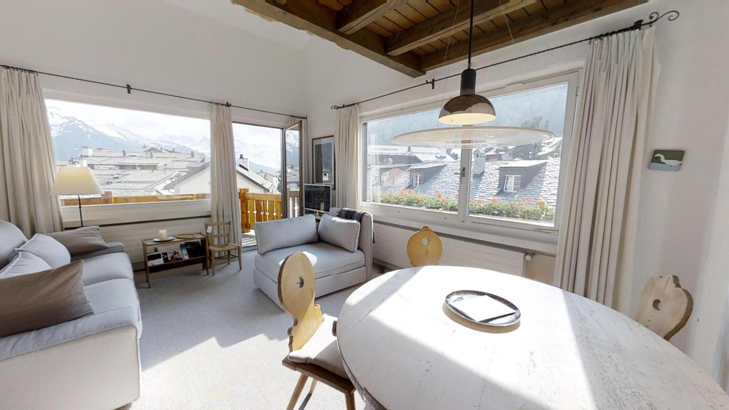 Albana 305 view 3