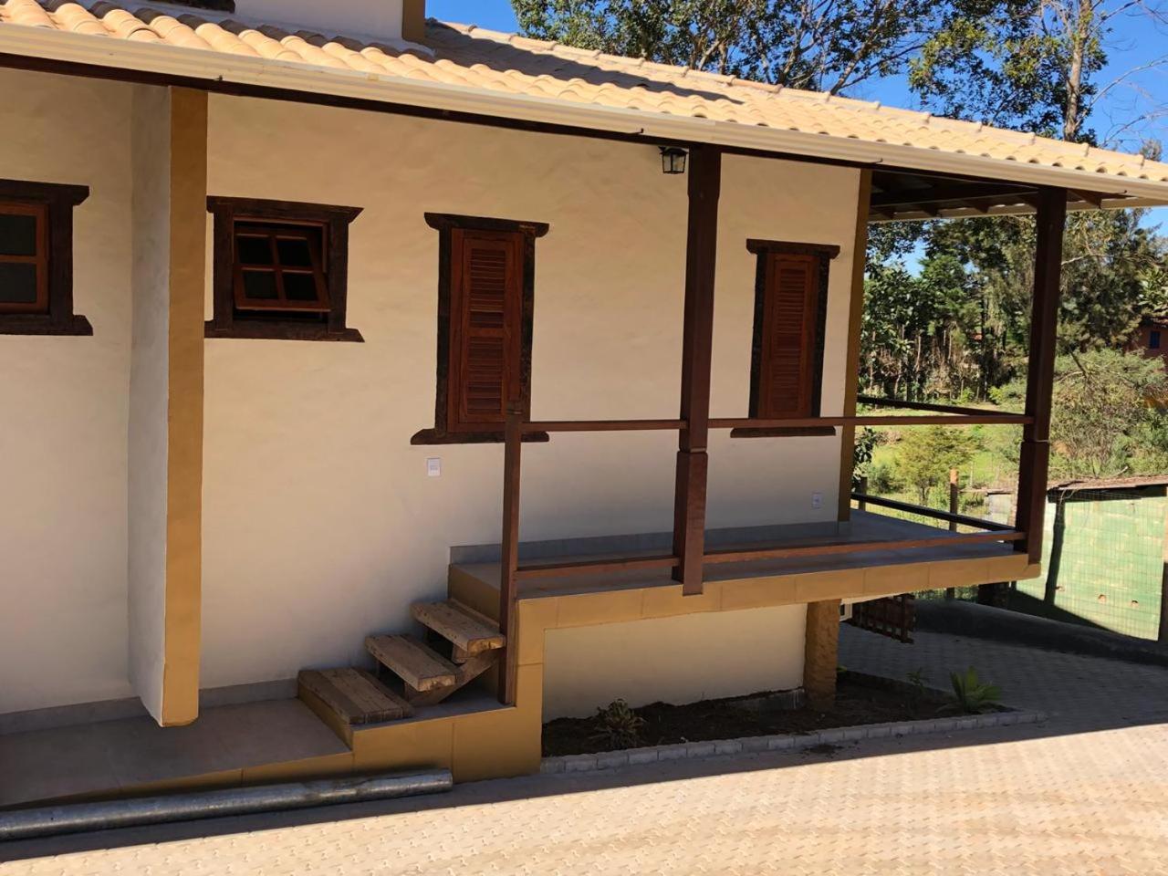 Pé da Serra Suítes