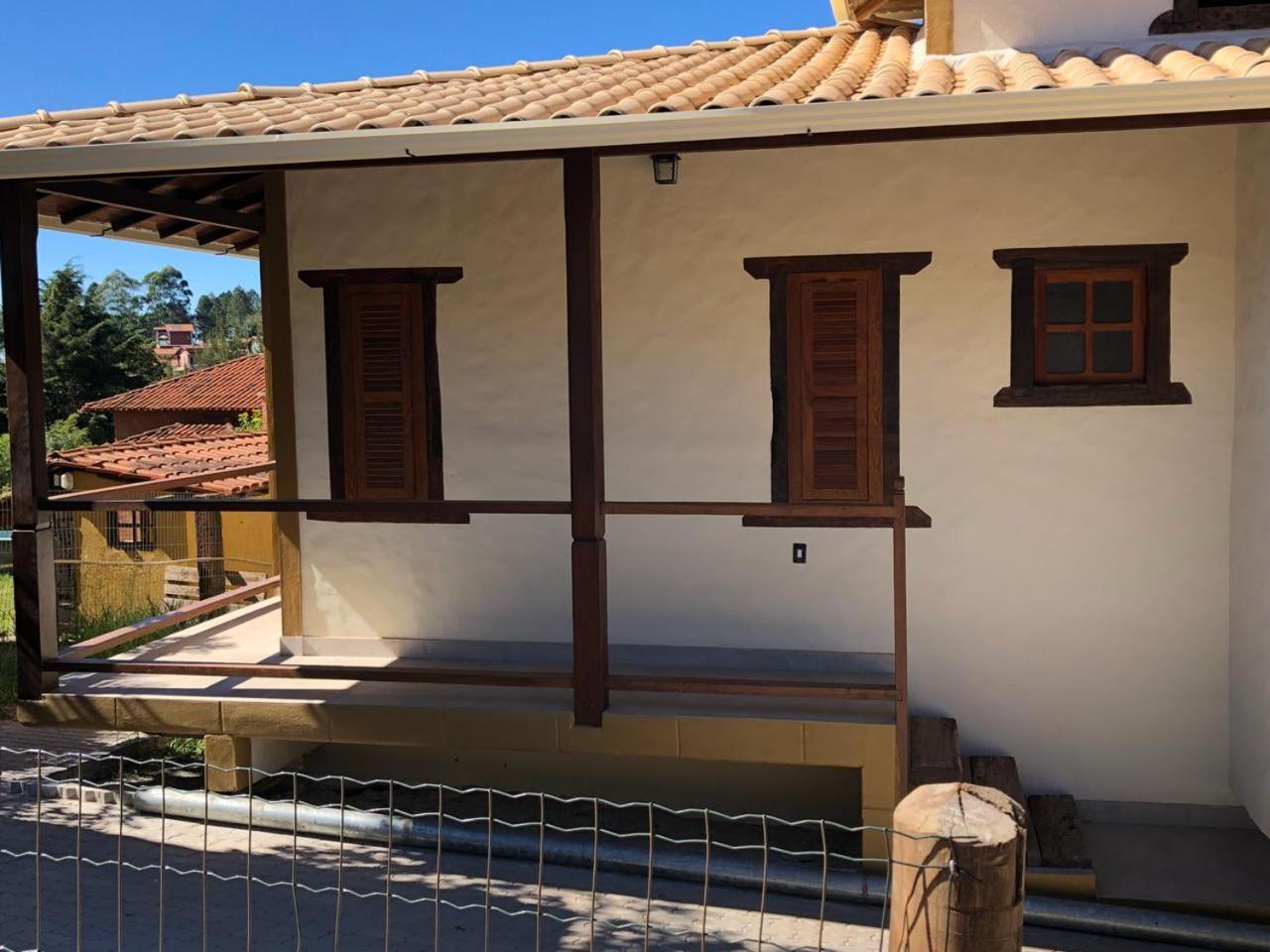 Pé da Serra Suítes