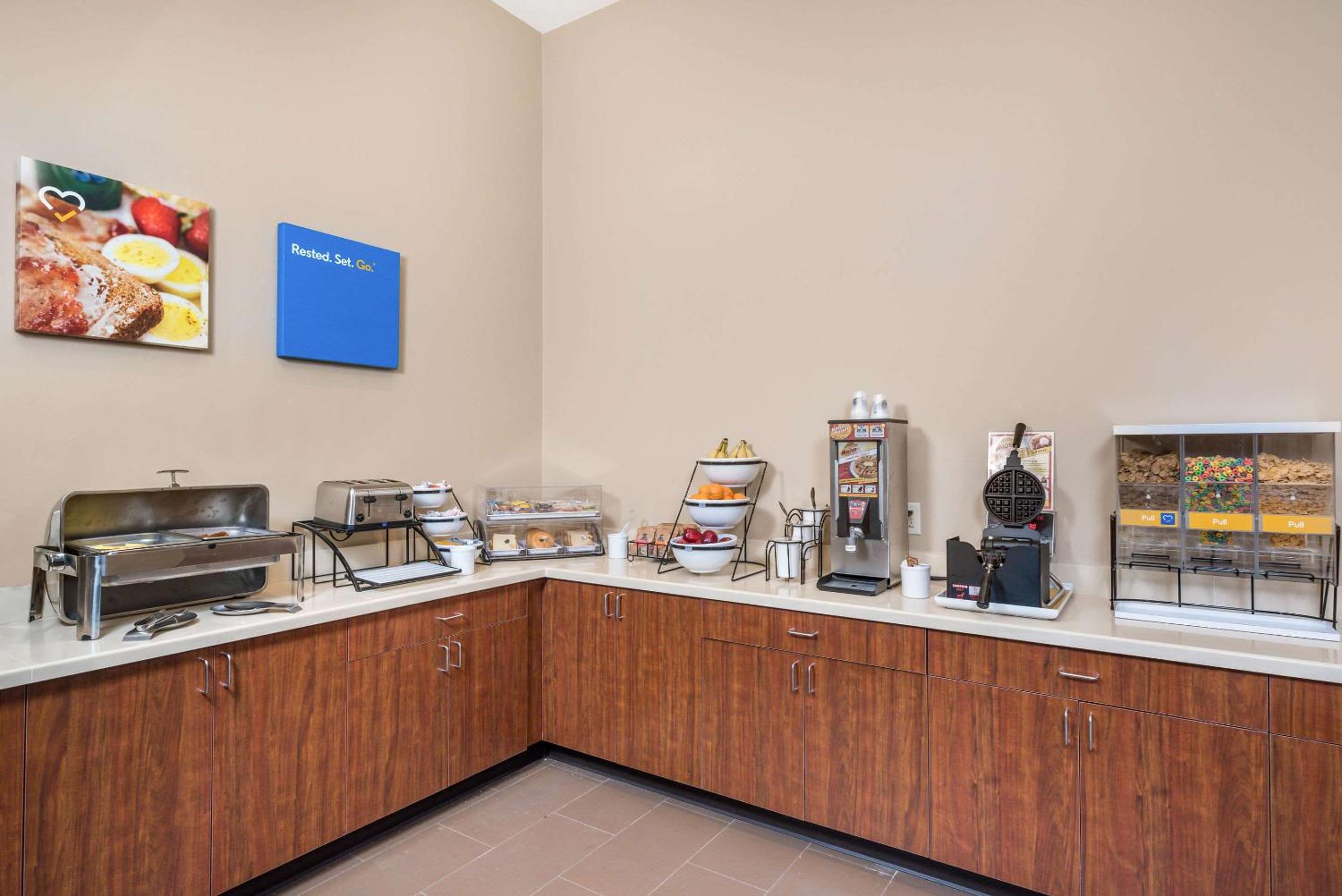 Comfort Inn Tonopah view 4