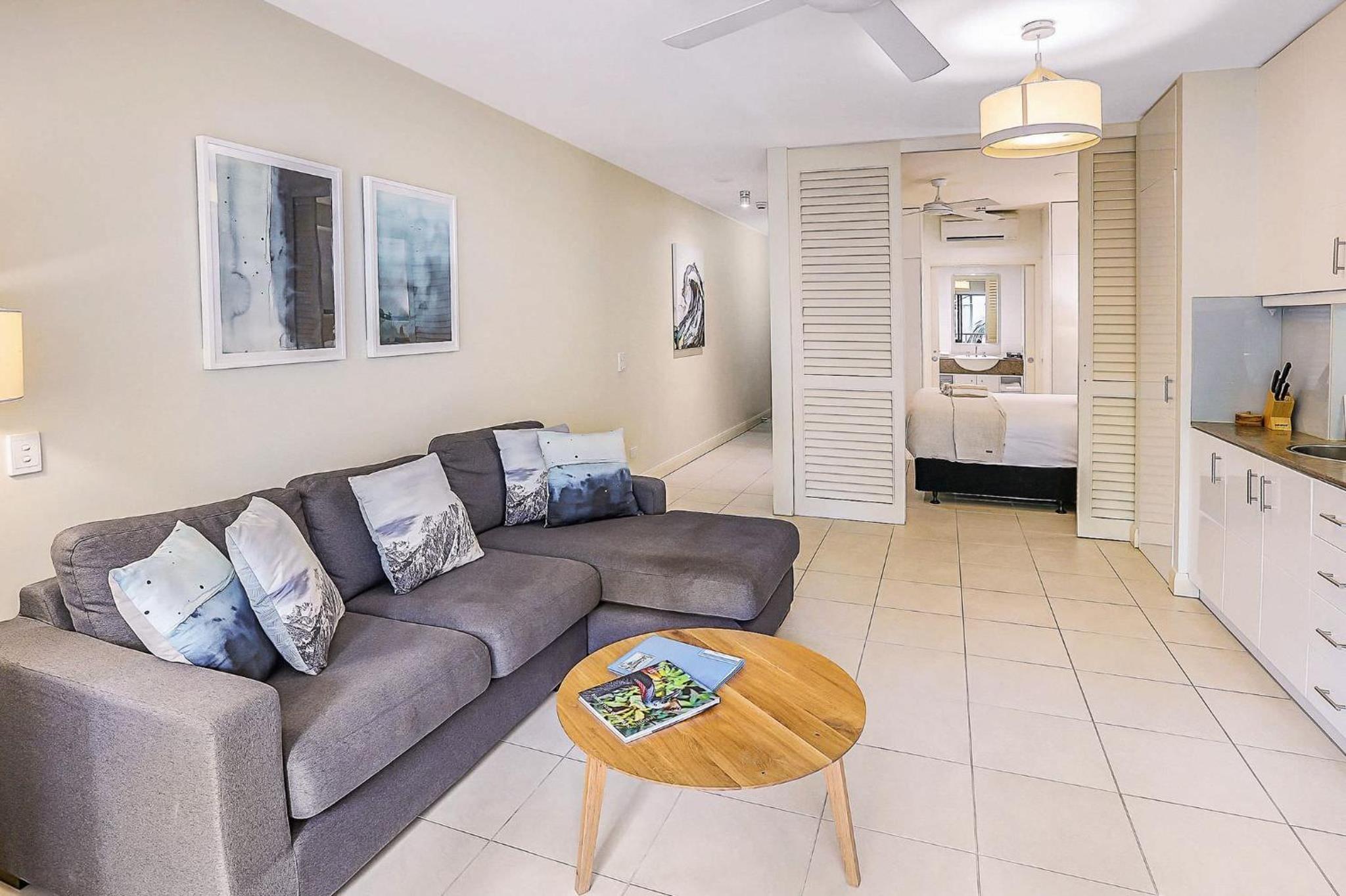 Elysium Private Accommodation at Beach Club & Spa