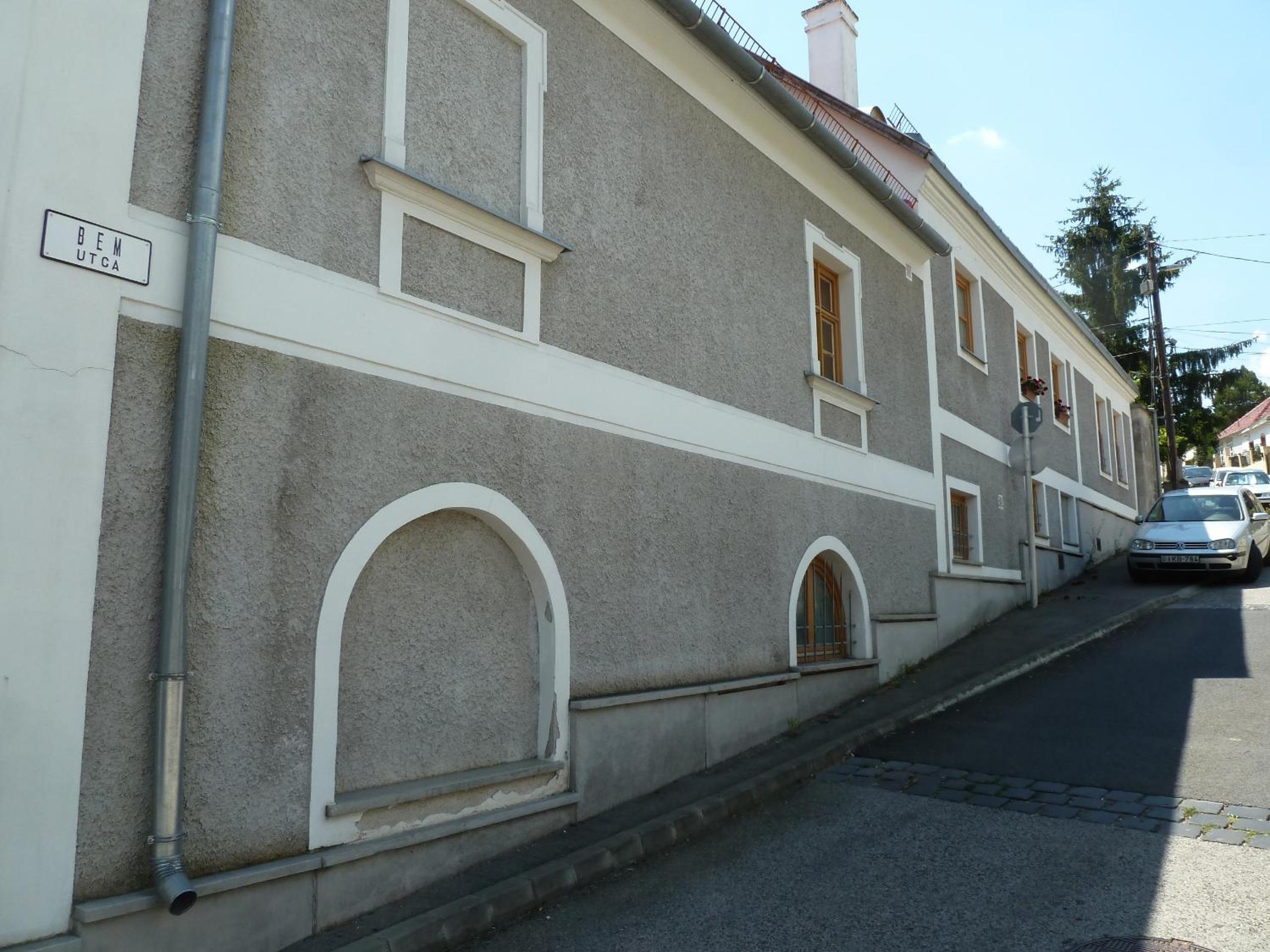 Central Apartment