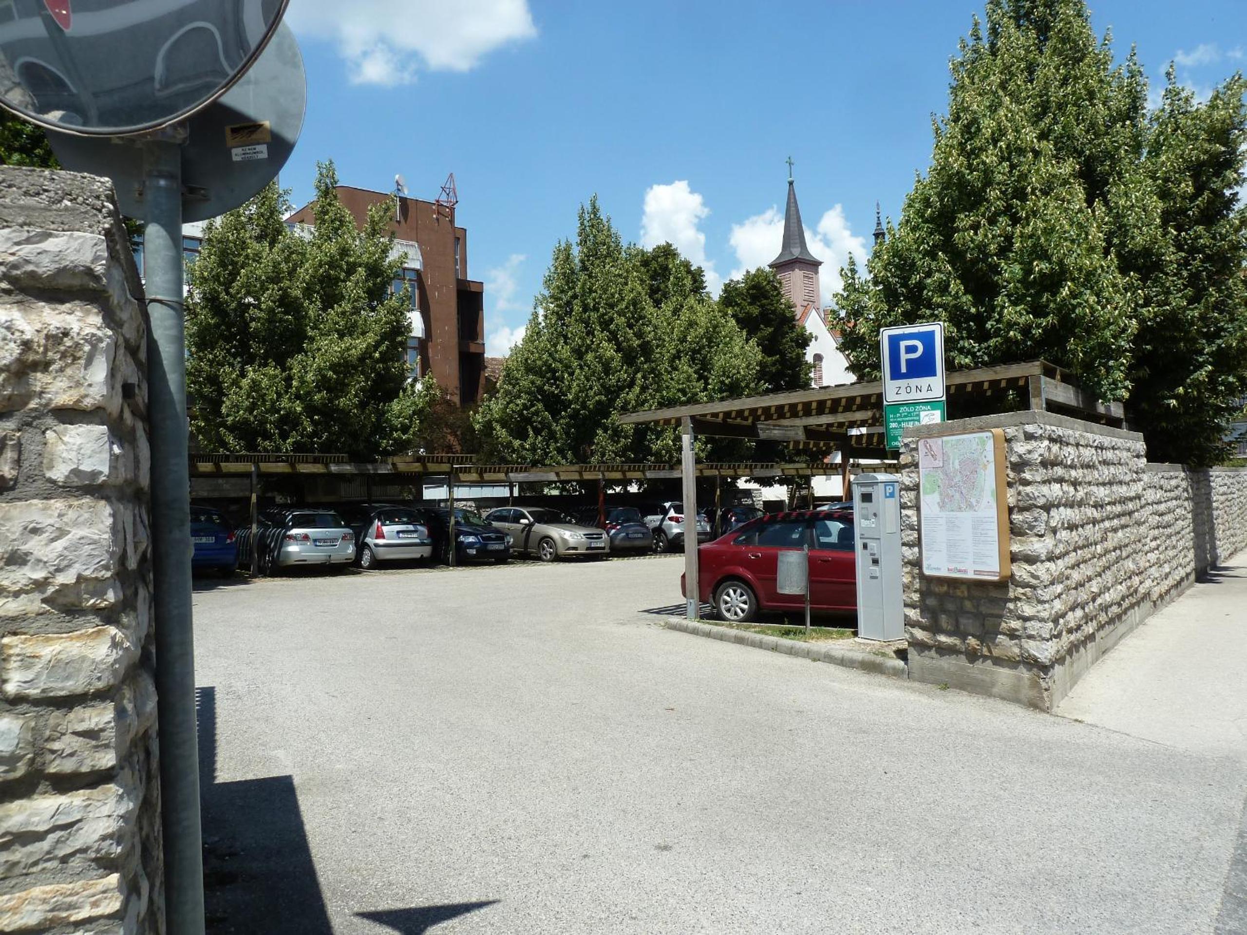 Central Apartment