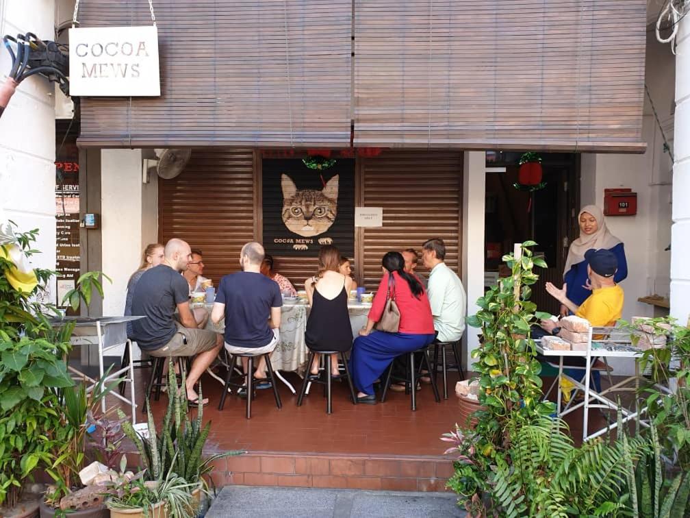 Cocoa Mews Cafe and Homestay