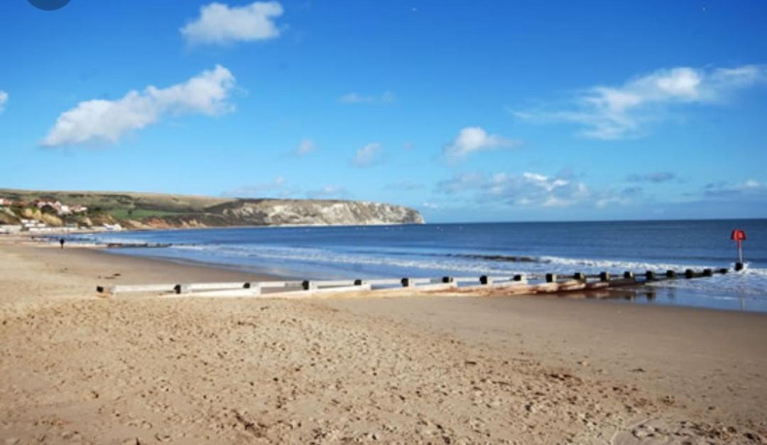 Swanage bay caravan view 4
