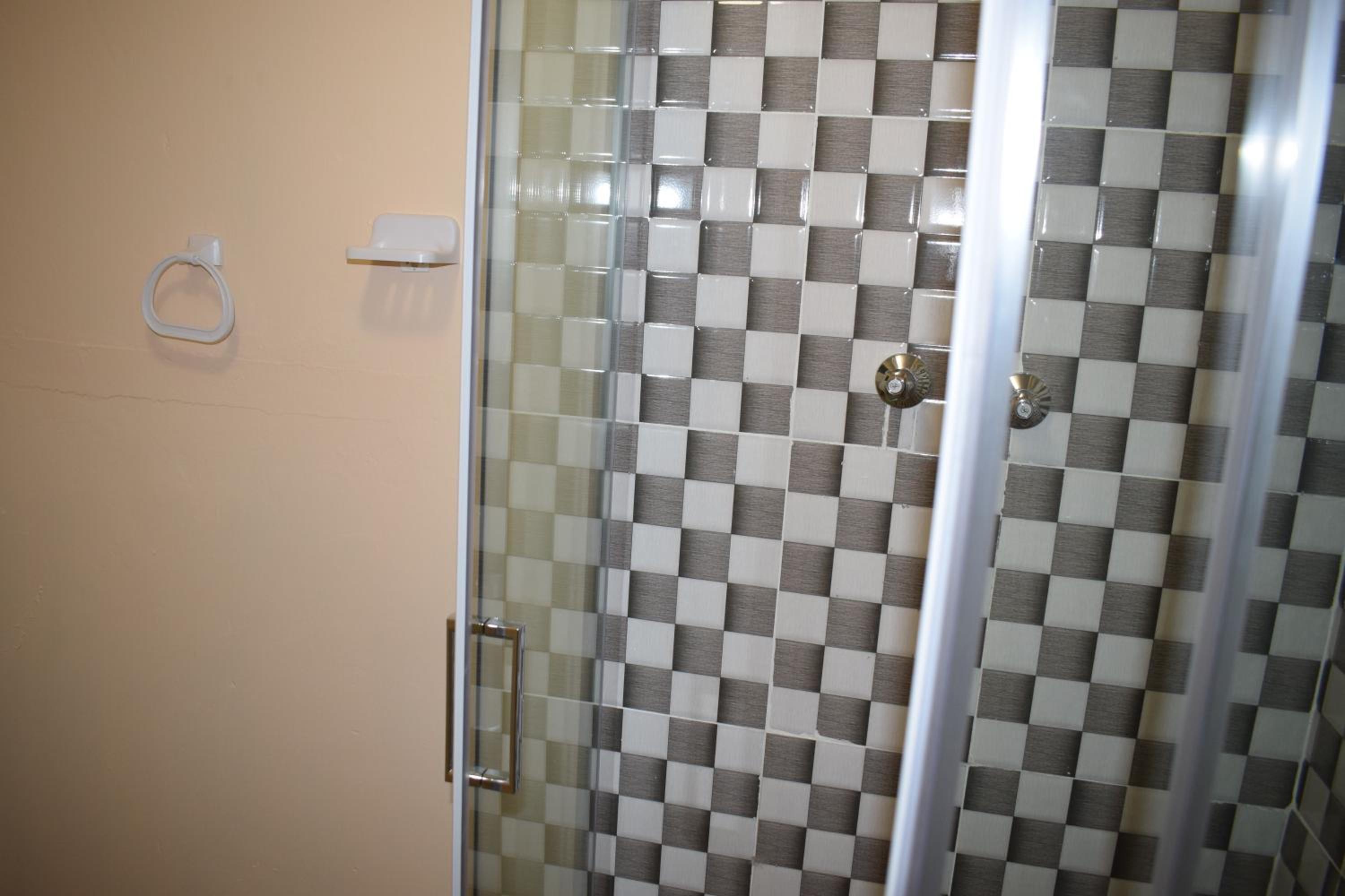 Photo 32