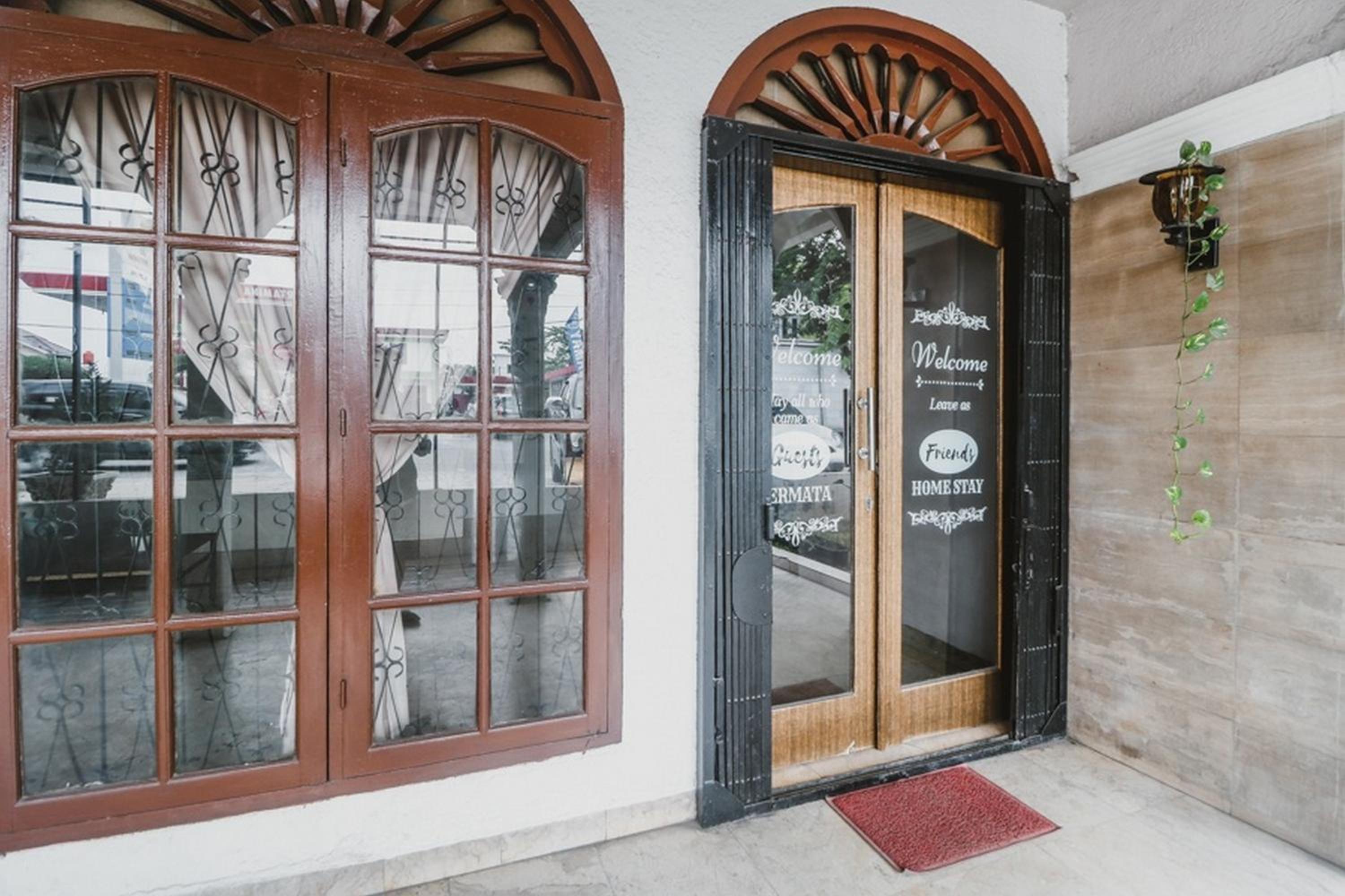 RedDoorz near Millennium ICT Center Medan view 4