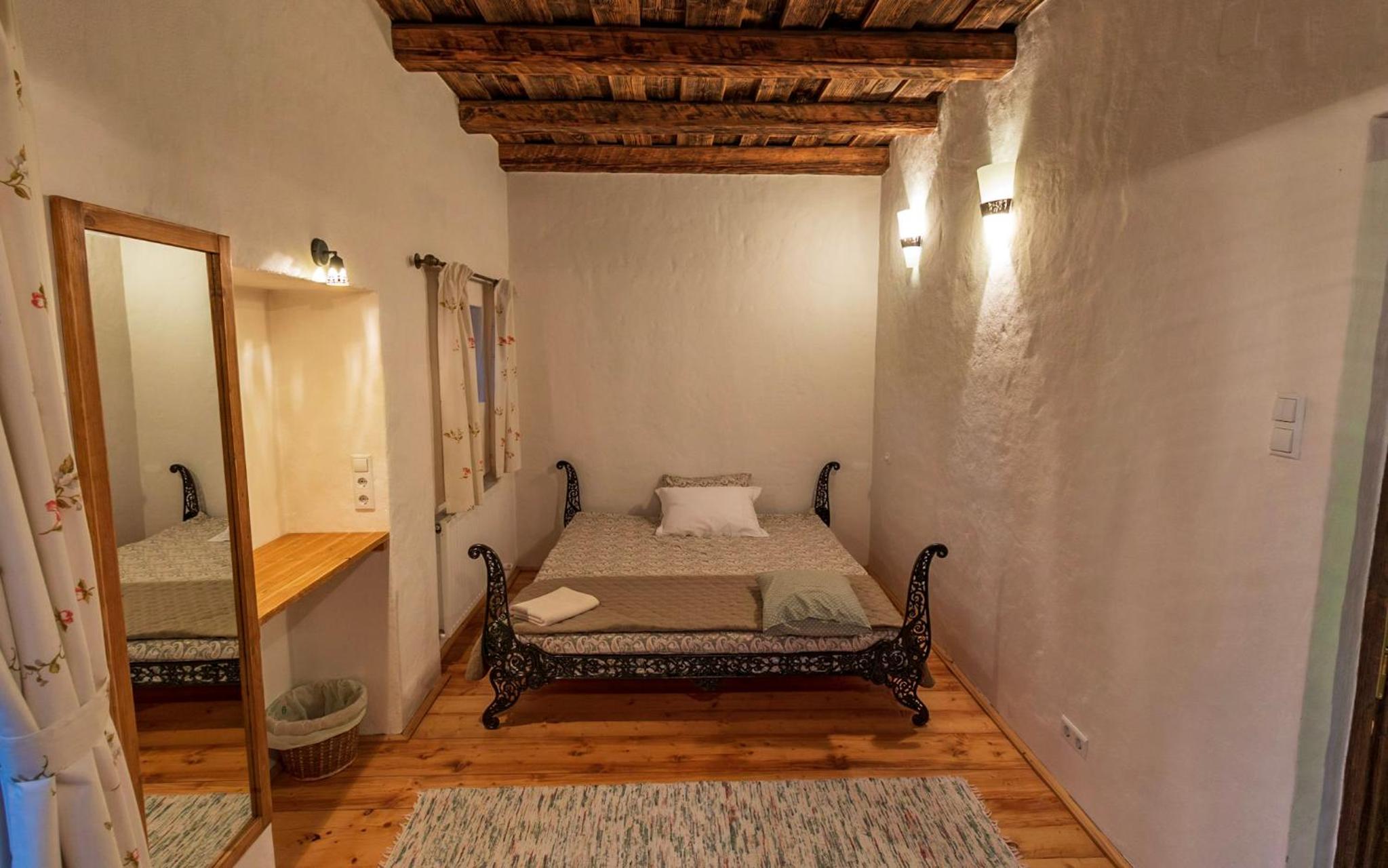 Barn guesthouse / Csűr vendégház view 4