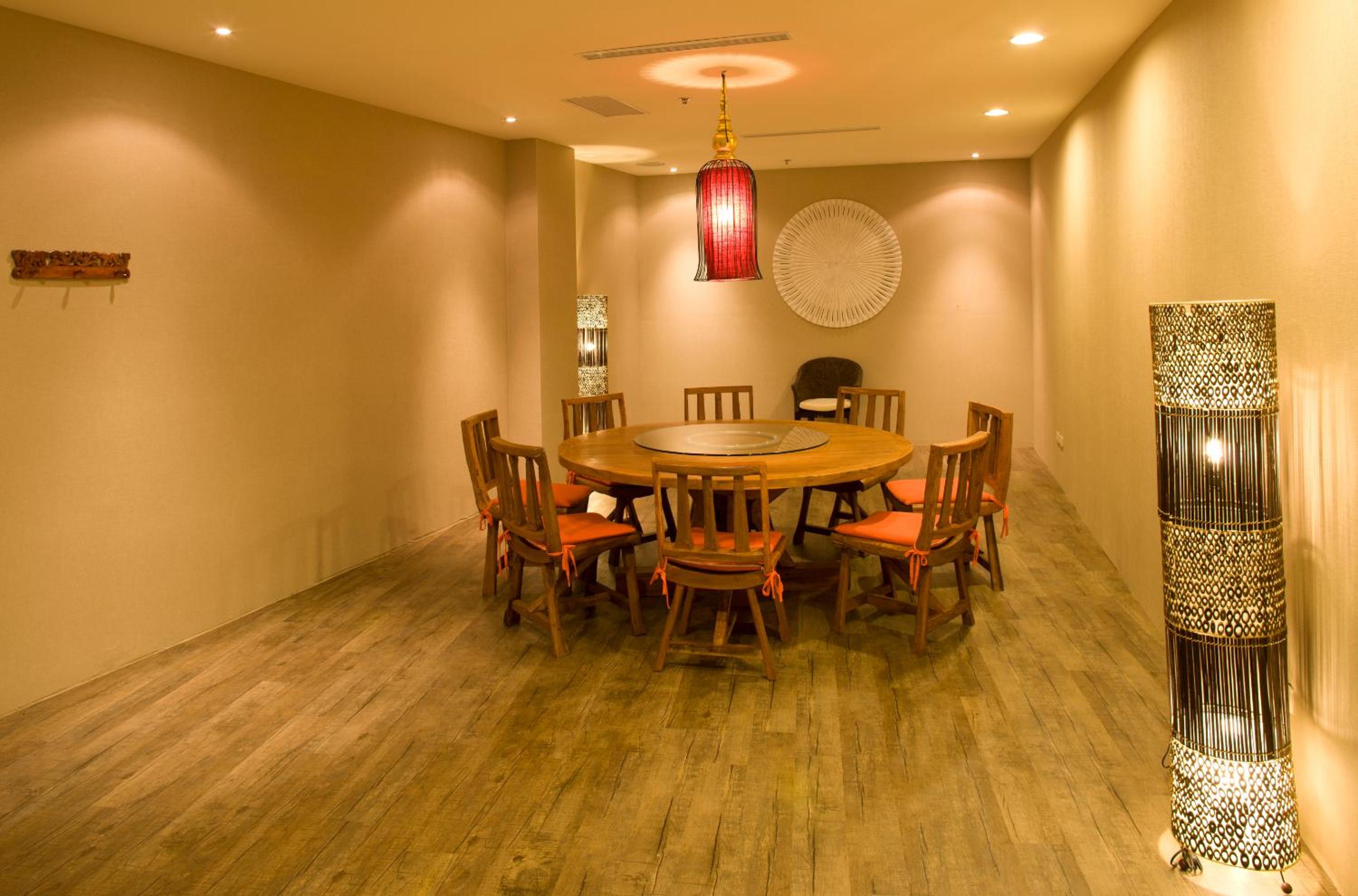 meeting & event spaces