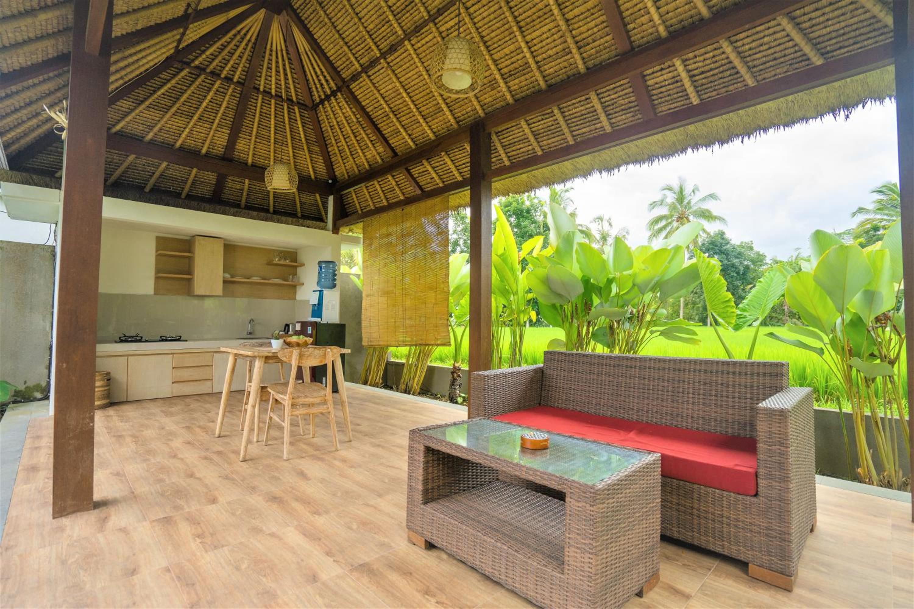 Three Gold Luxury Private Villas