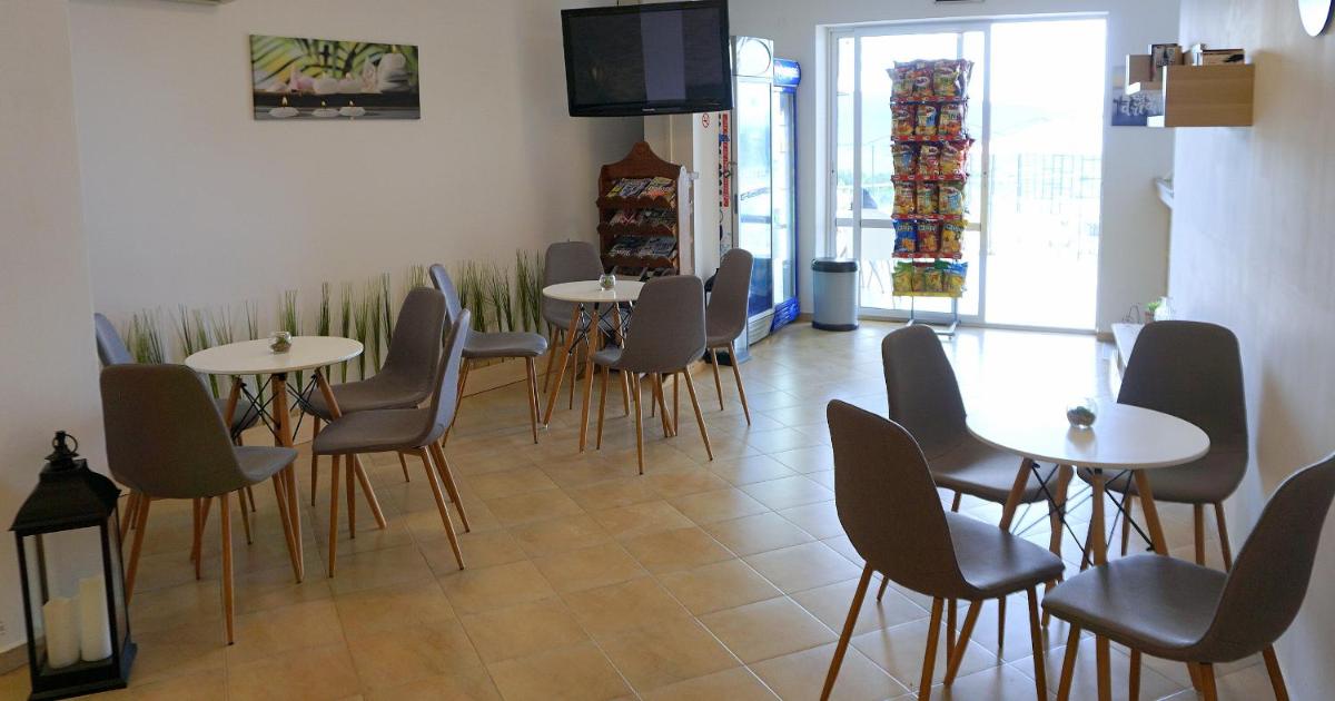 Sunbreeze Apartments