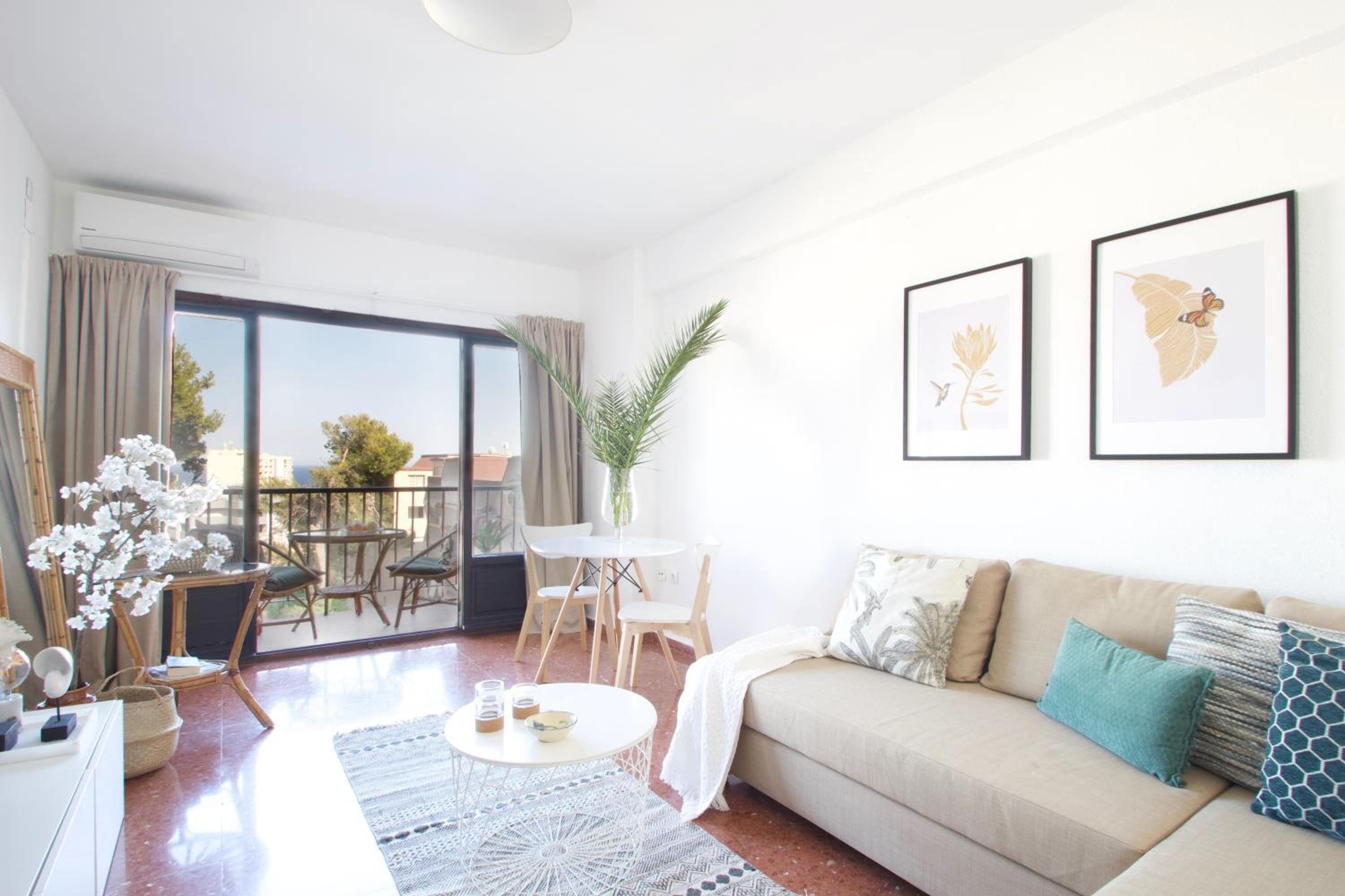 Charming sea view apartment nearby everything