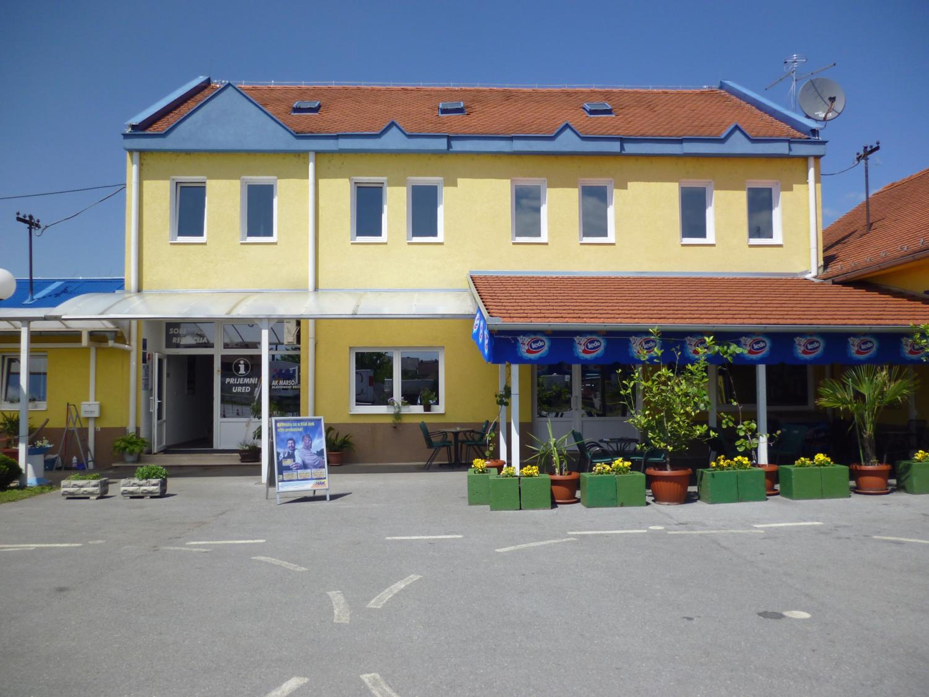 Hotel Moto klub Brod - Image 1