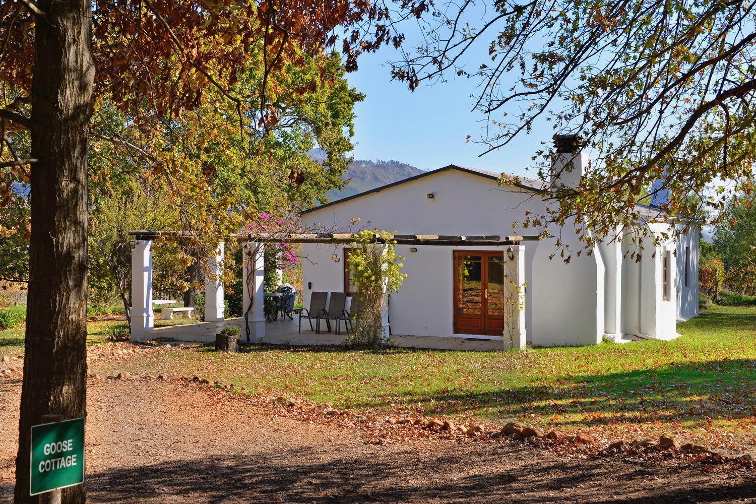 Bo La Motte Farm Cottages view 3