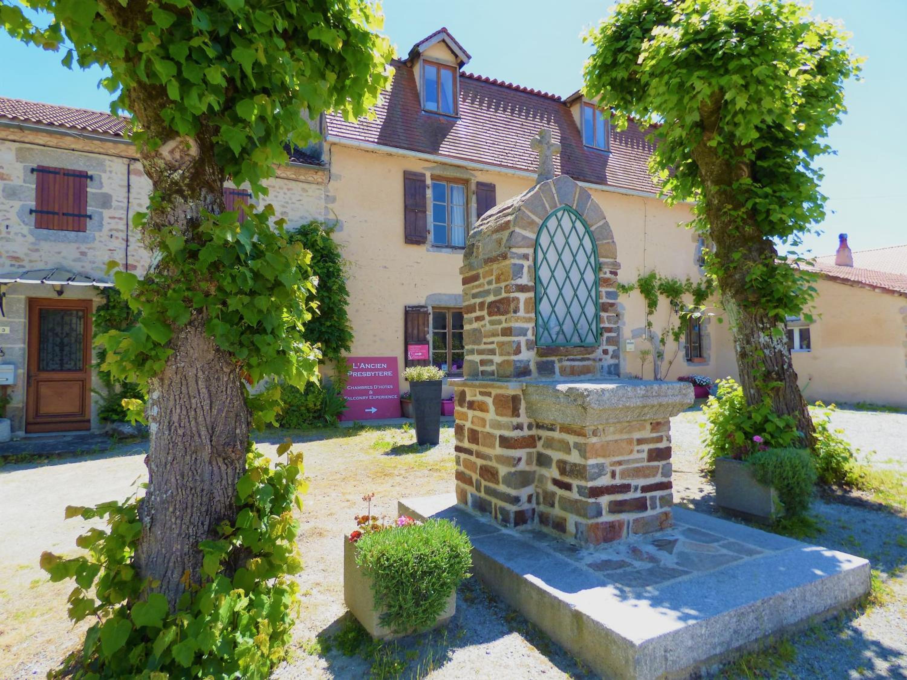 L'Ancien Presbytère Chambres D'hote ou Gite view 2