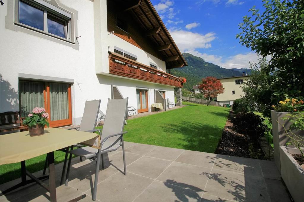 Haus Simone - Tschofen Waltraud