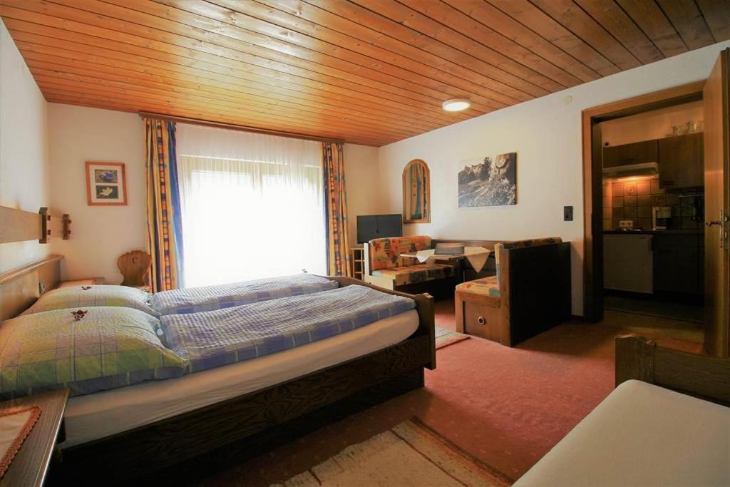 Haus Simone - Tschofen Waltraud