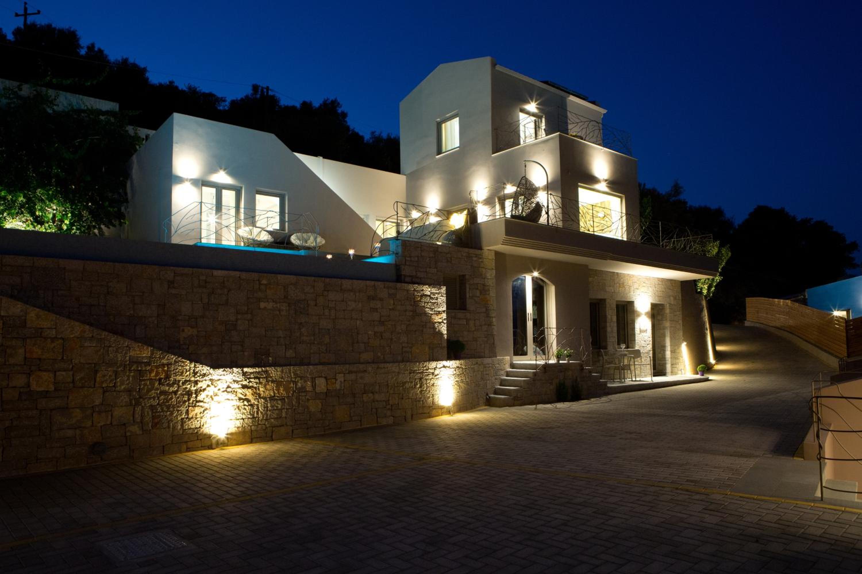 Hotel Celestia Villas / Kynthia
