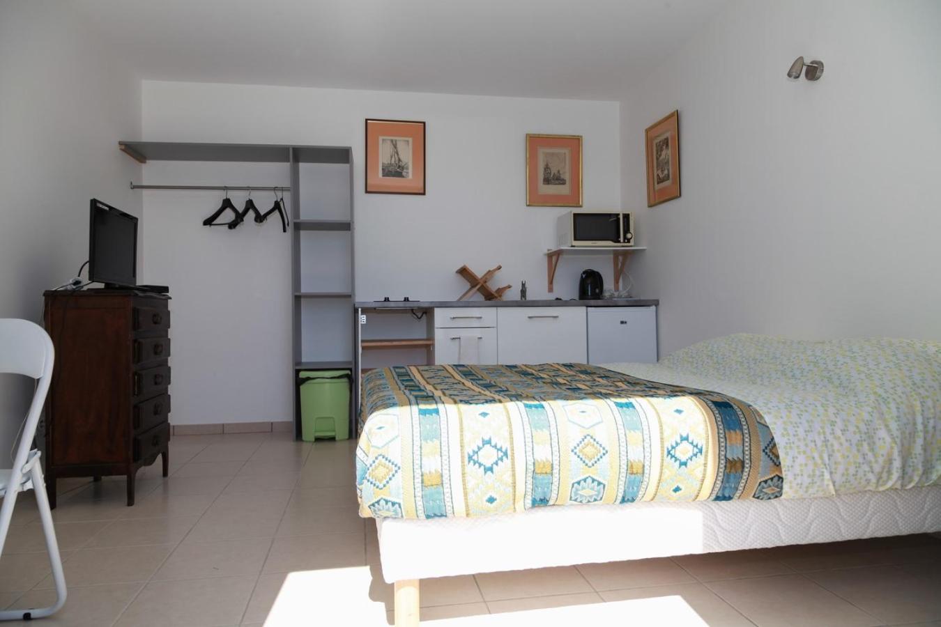 Photo 6