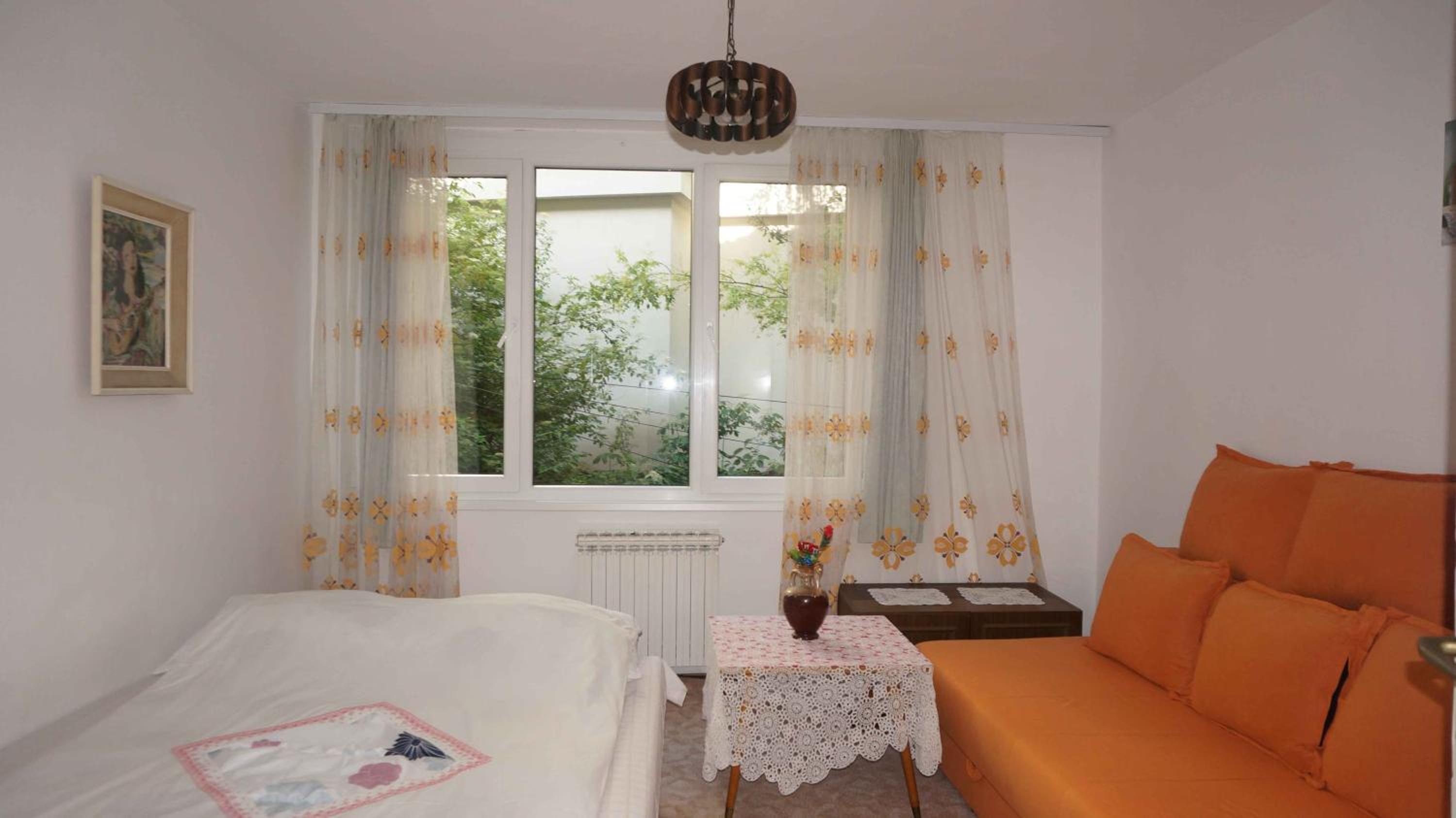 Honey Rooms