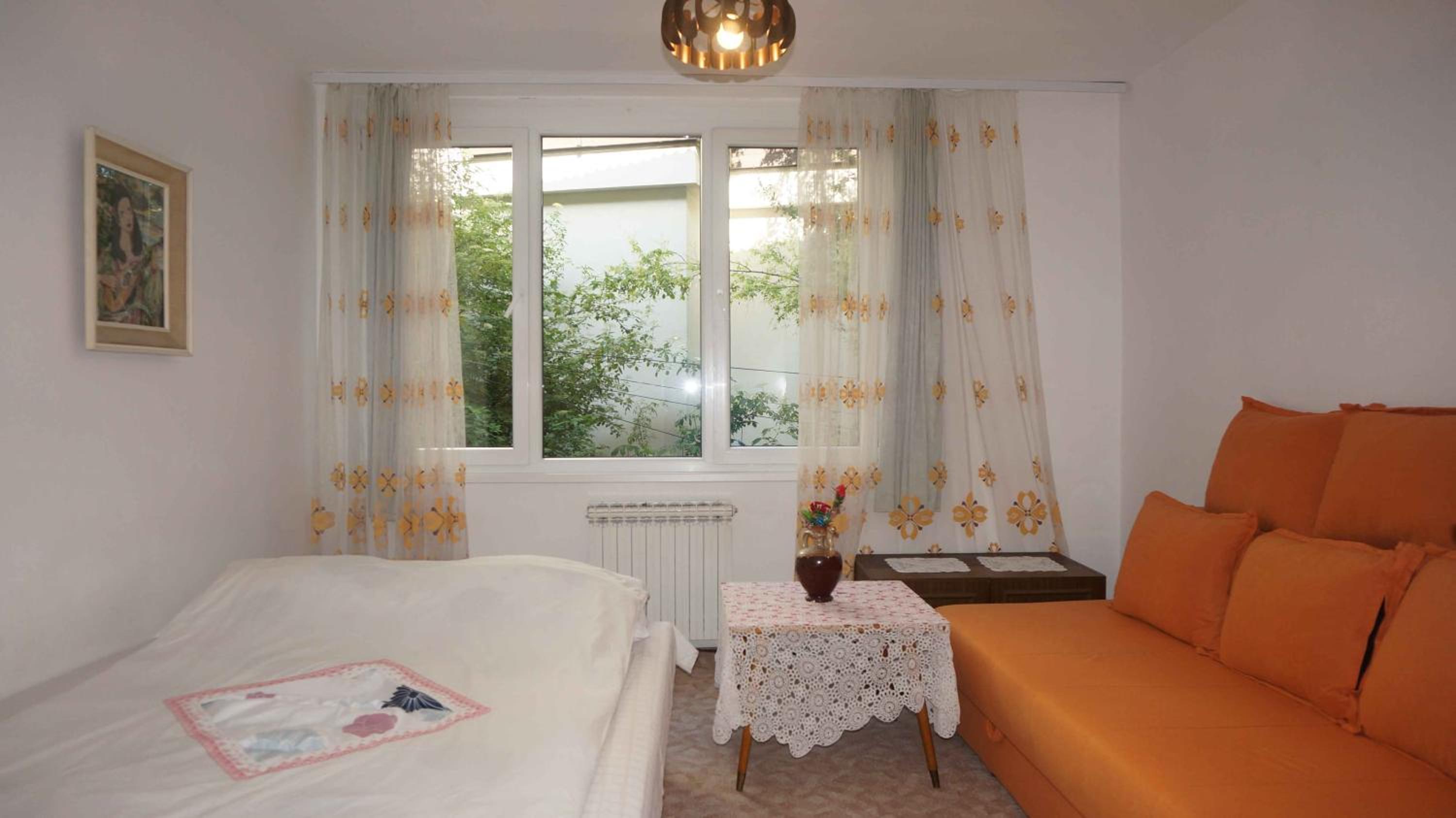 Honey Rooms