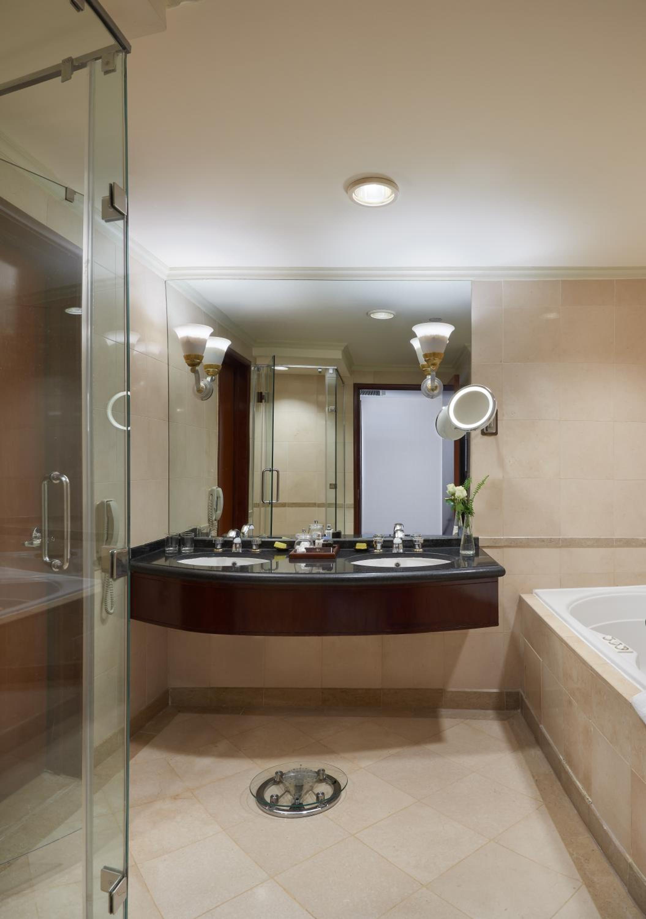 Hilton Cairo Grand Nile 23