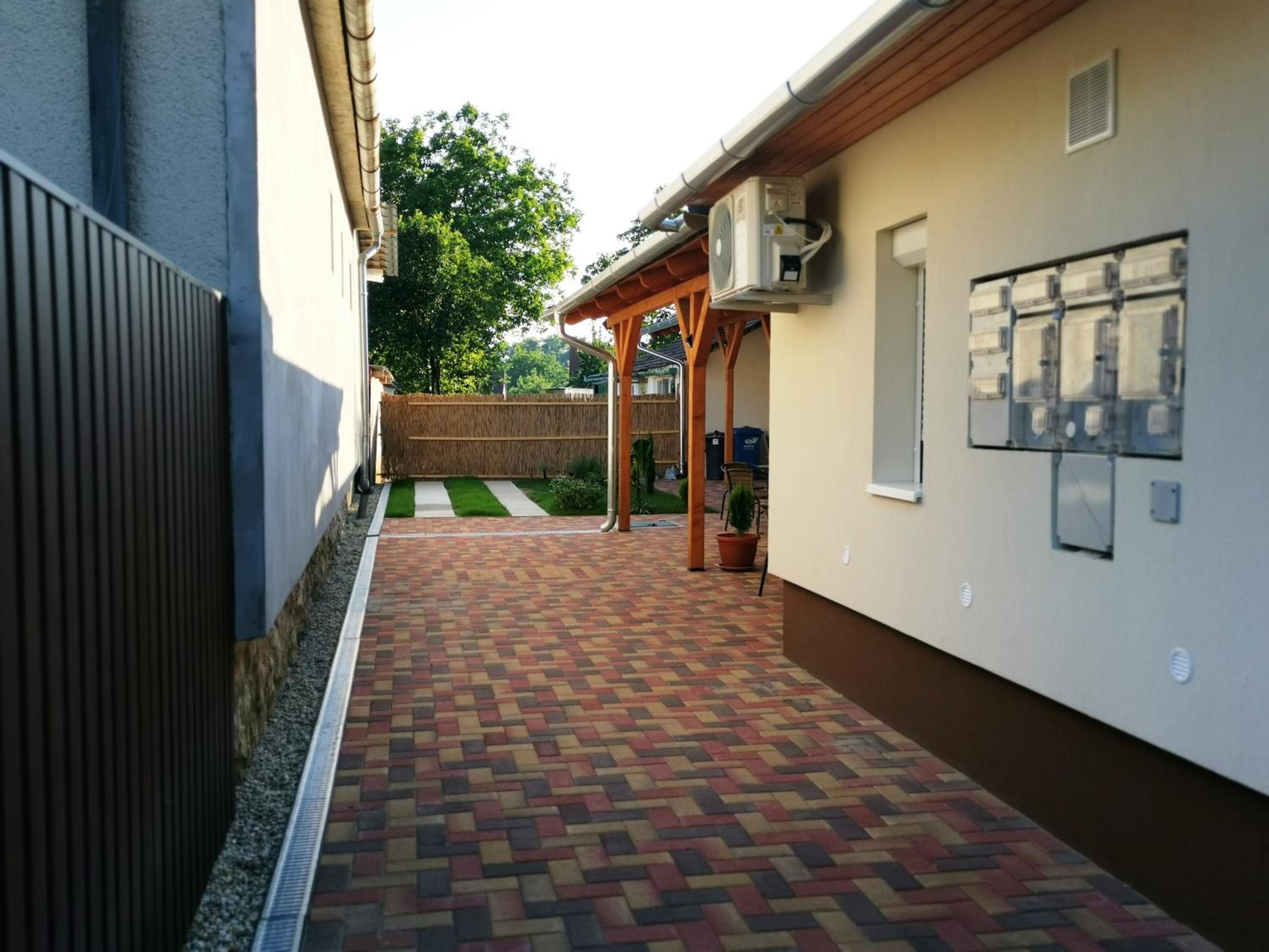 Photo 28