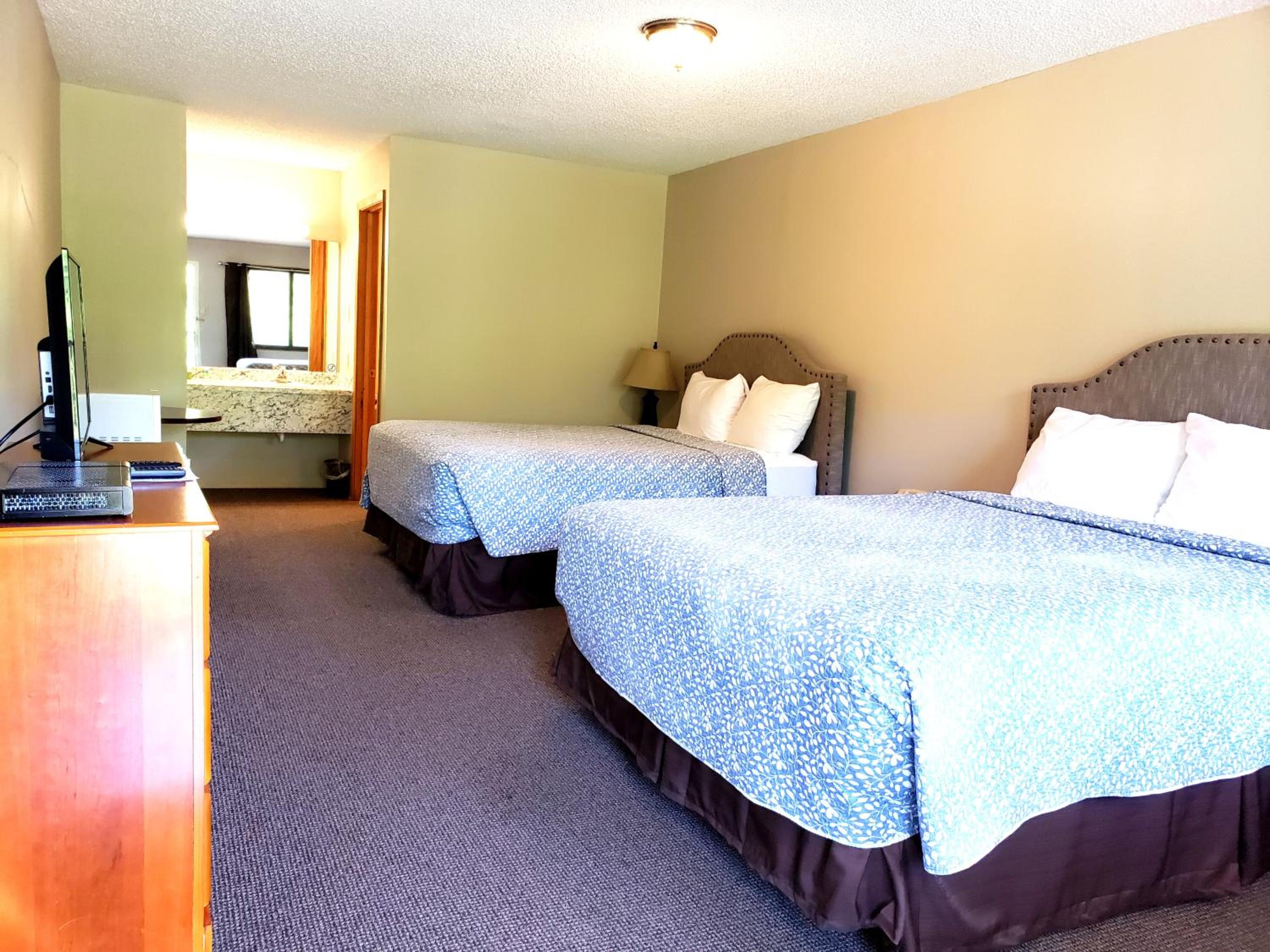 Calhoun Vacations - Motel 103 - Property Image 8