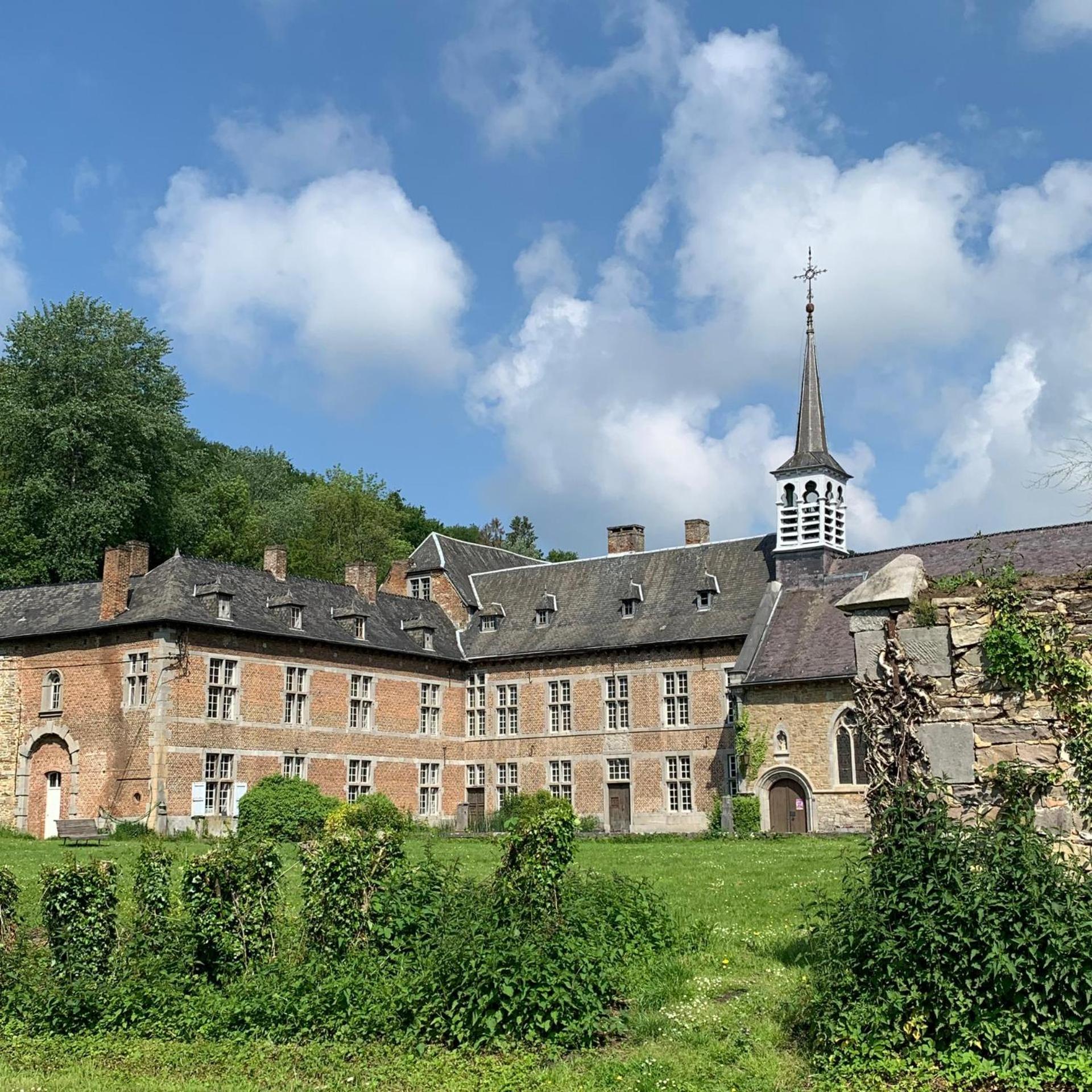La Porterie de l’Abbaye de Marche les Dames