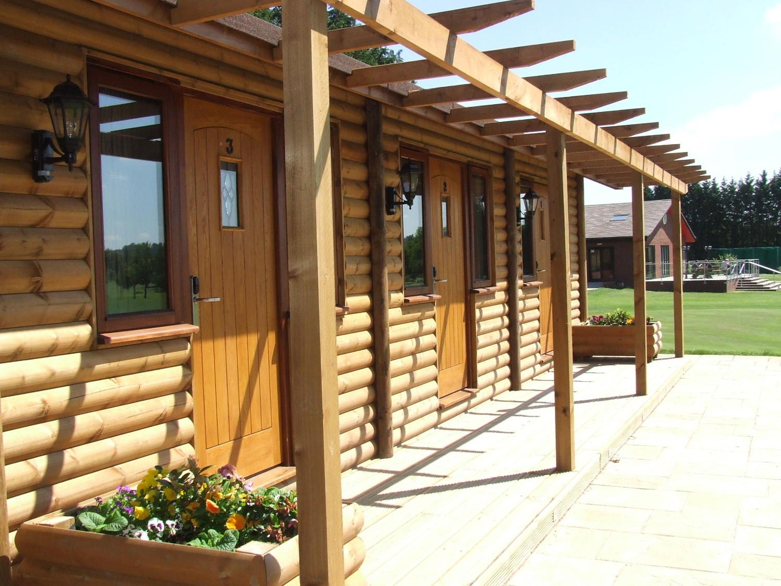 Walsall Vacations - Calderfields Golf  Country Club - Property Image 1
