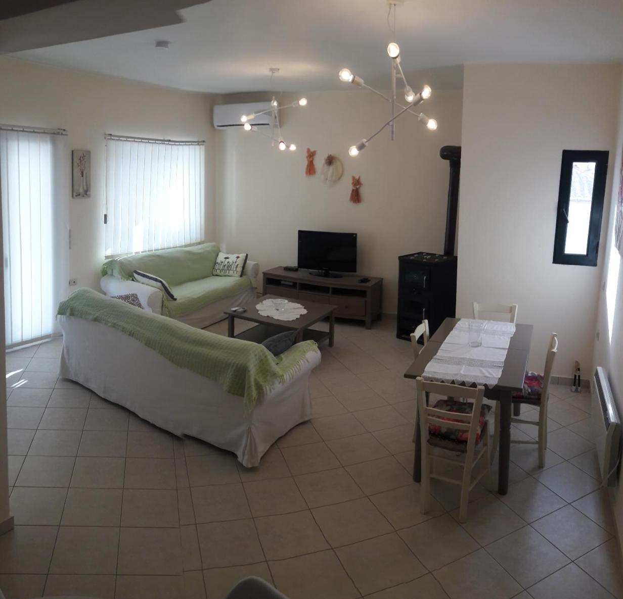STERNES house