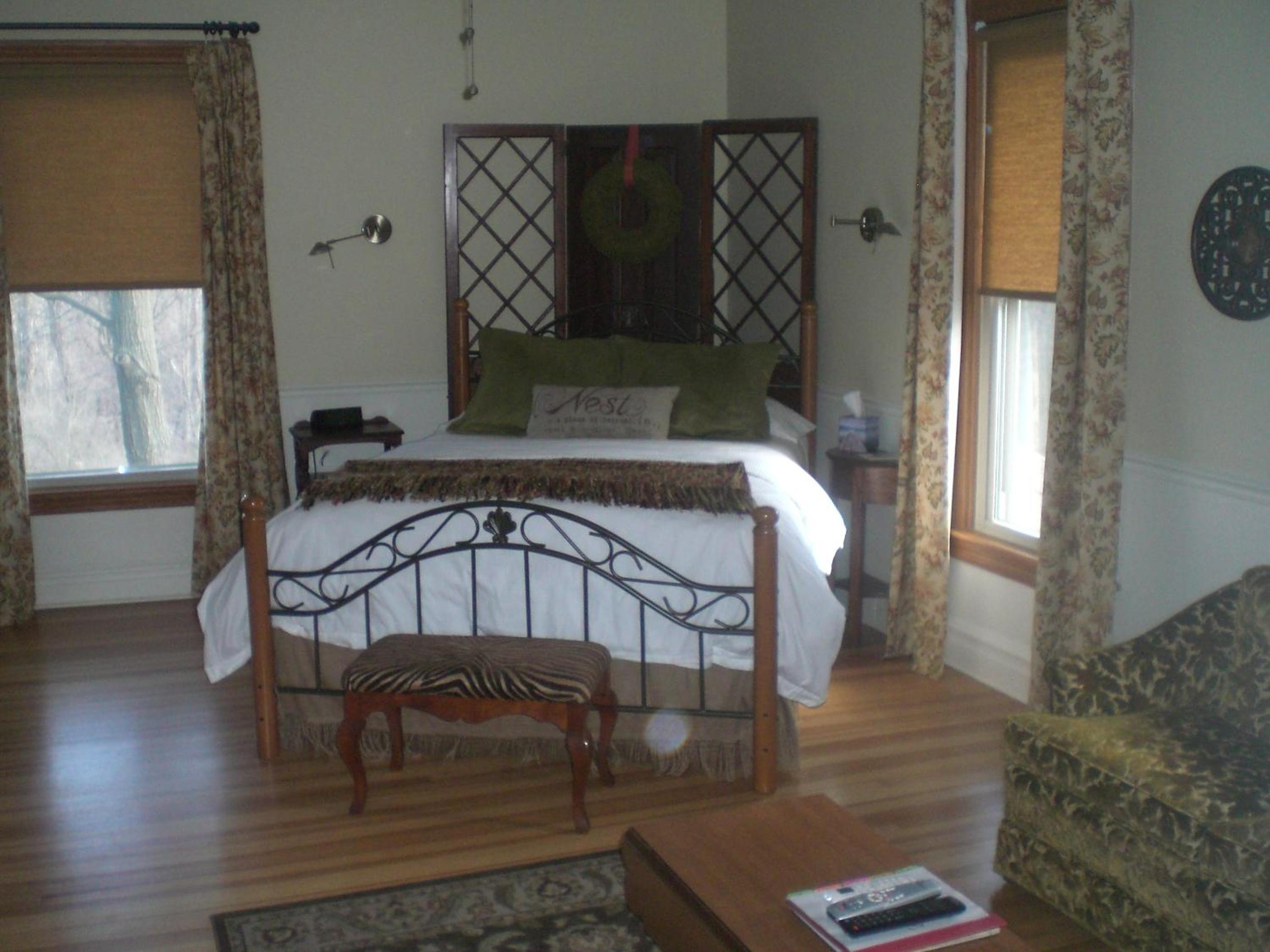 The Inn at Ragged Edge
