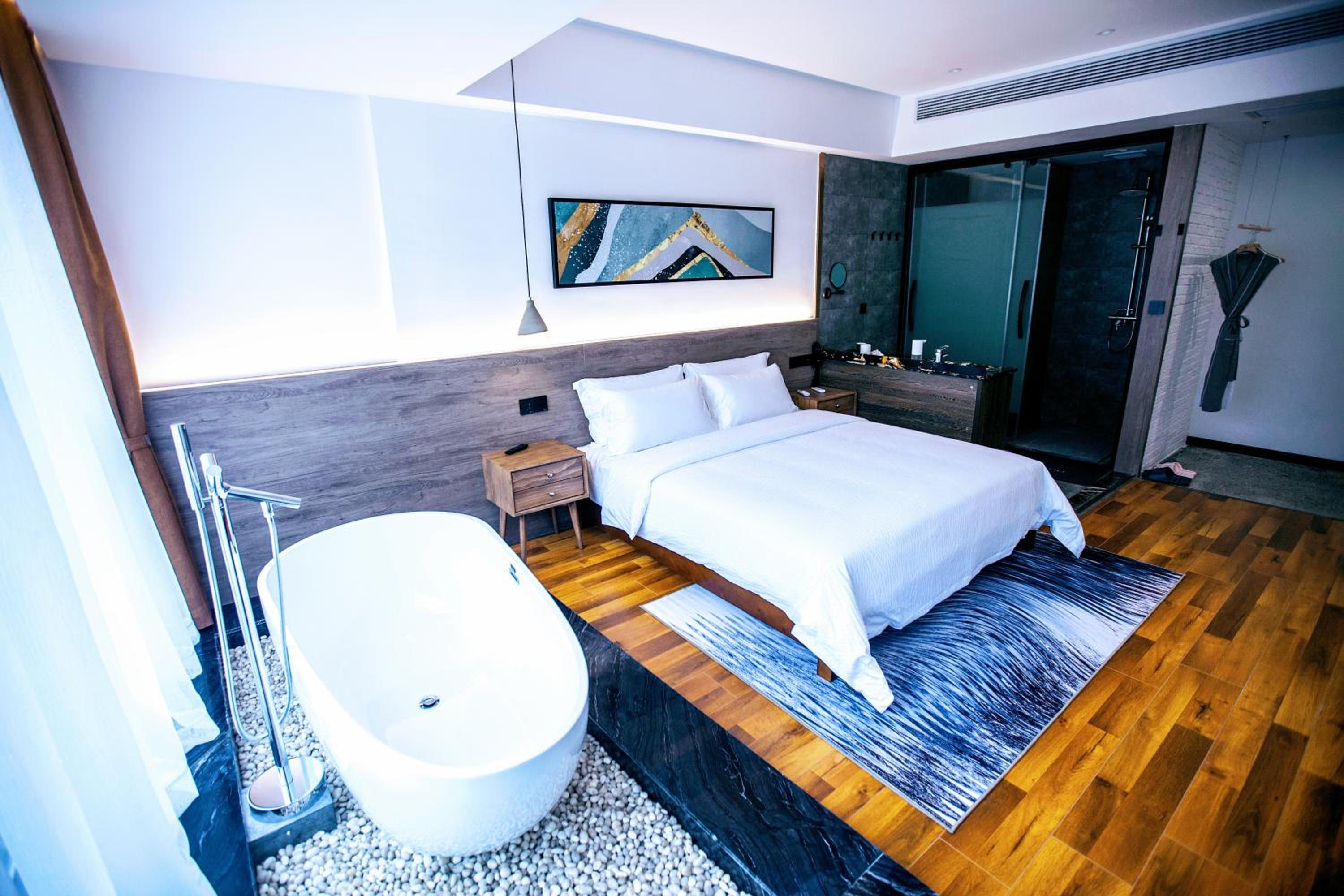 Whispering Mountains Boutique Hotel