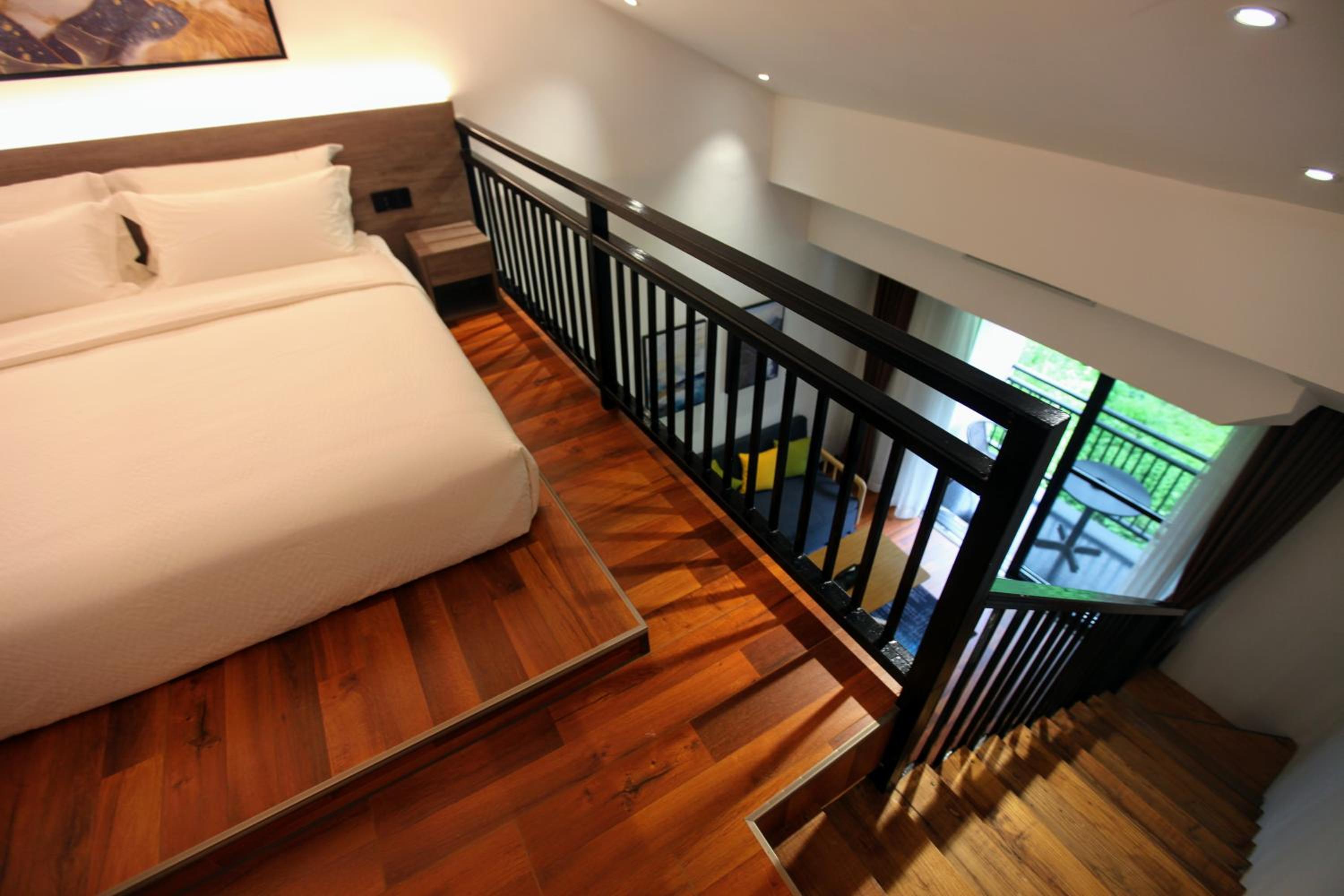 Whispering Mountains Boutique Hotel