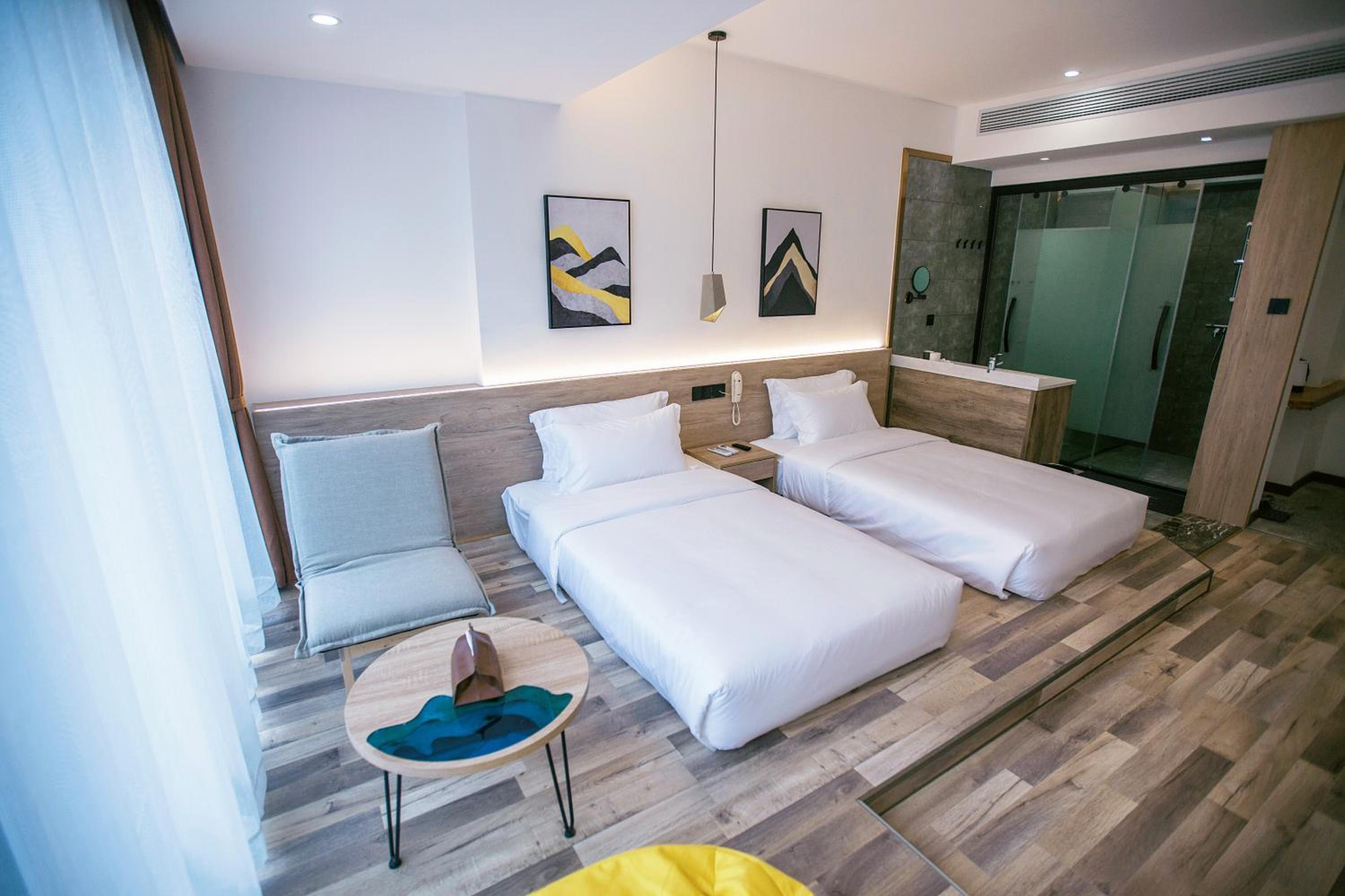 Whispering Mountains Boutique Hotel
