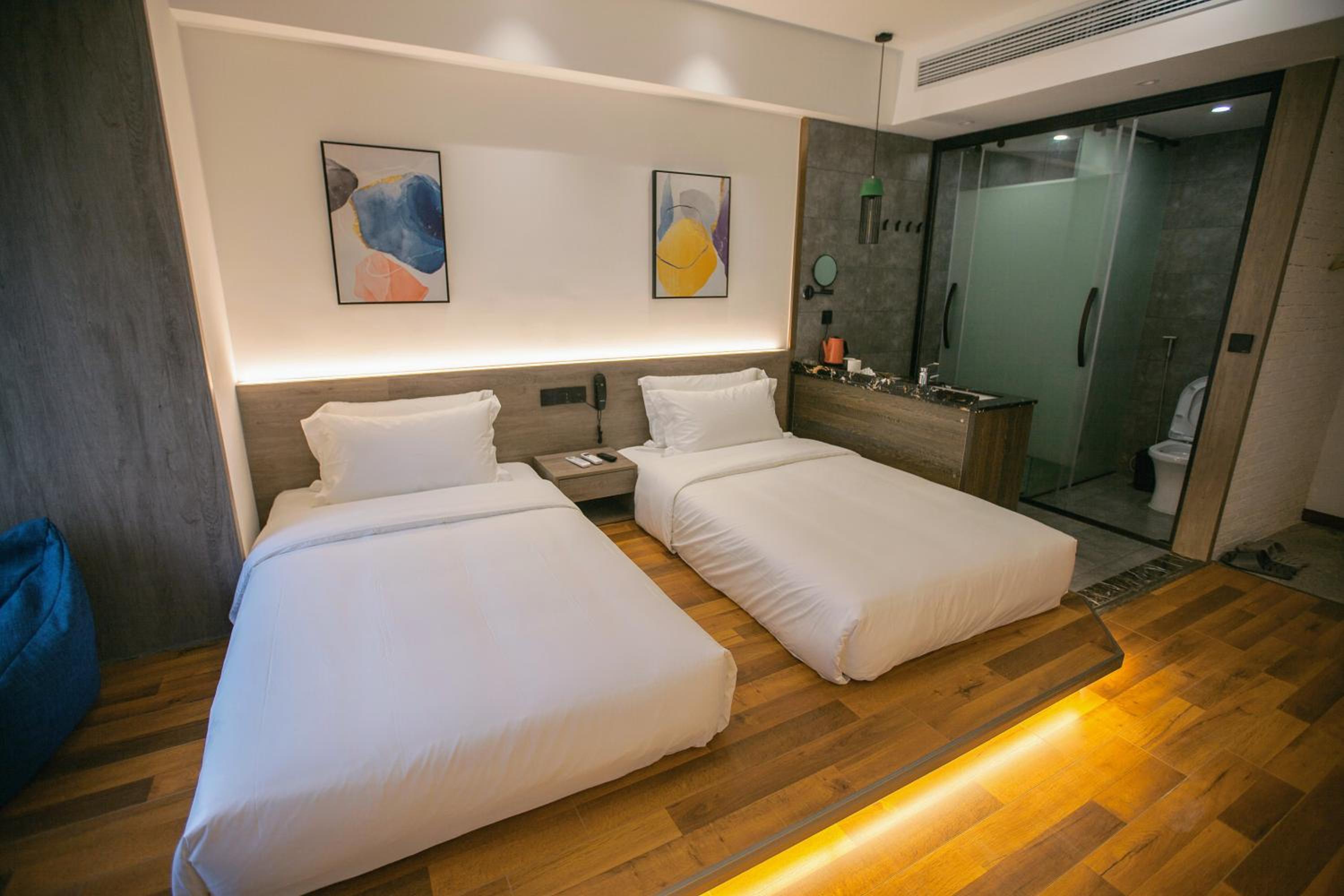 Whispering Mountains Boutique Hotel