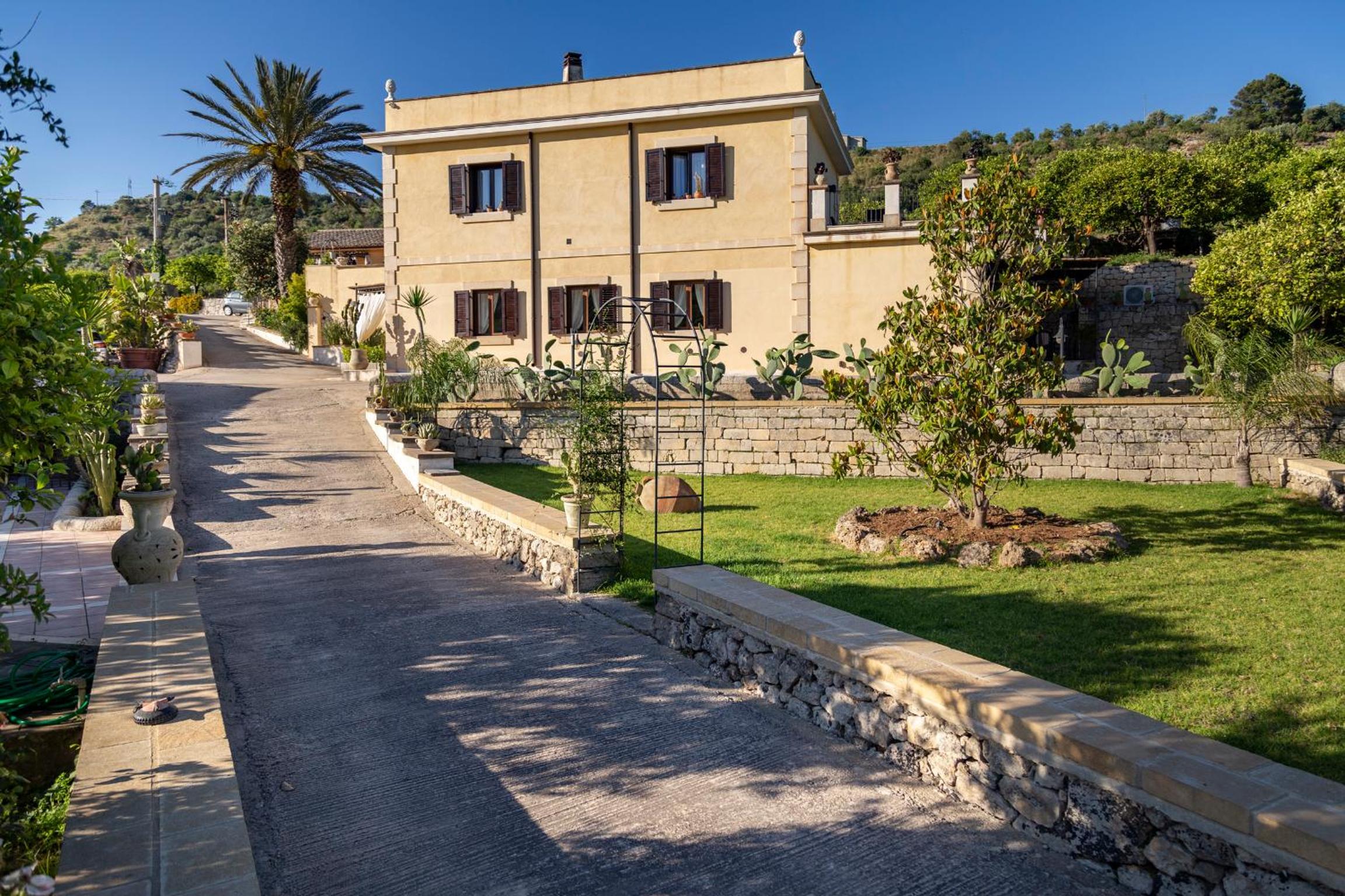 Hotel Valle Degli Dei AgriResort - Image 1