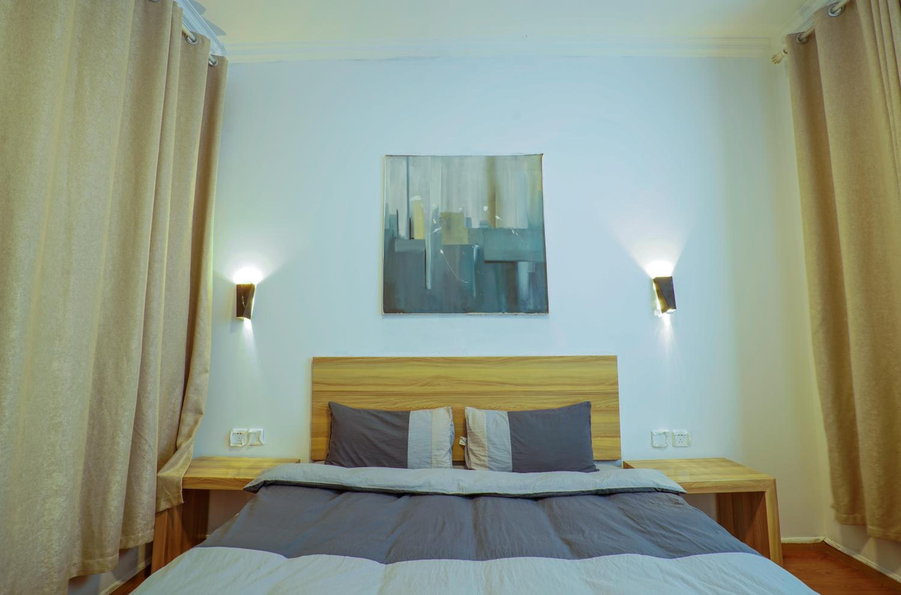 Monster B&B