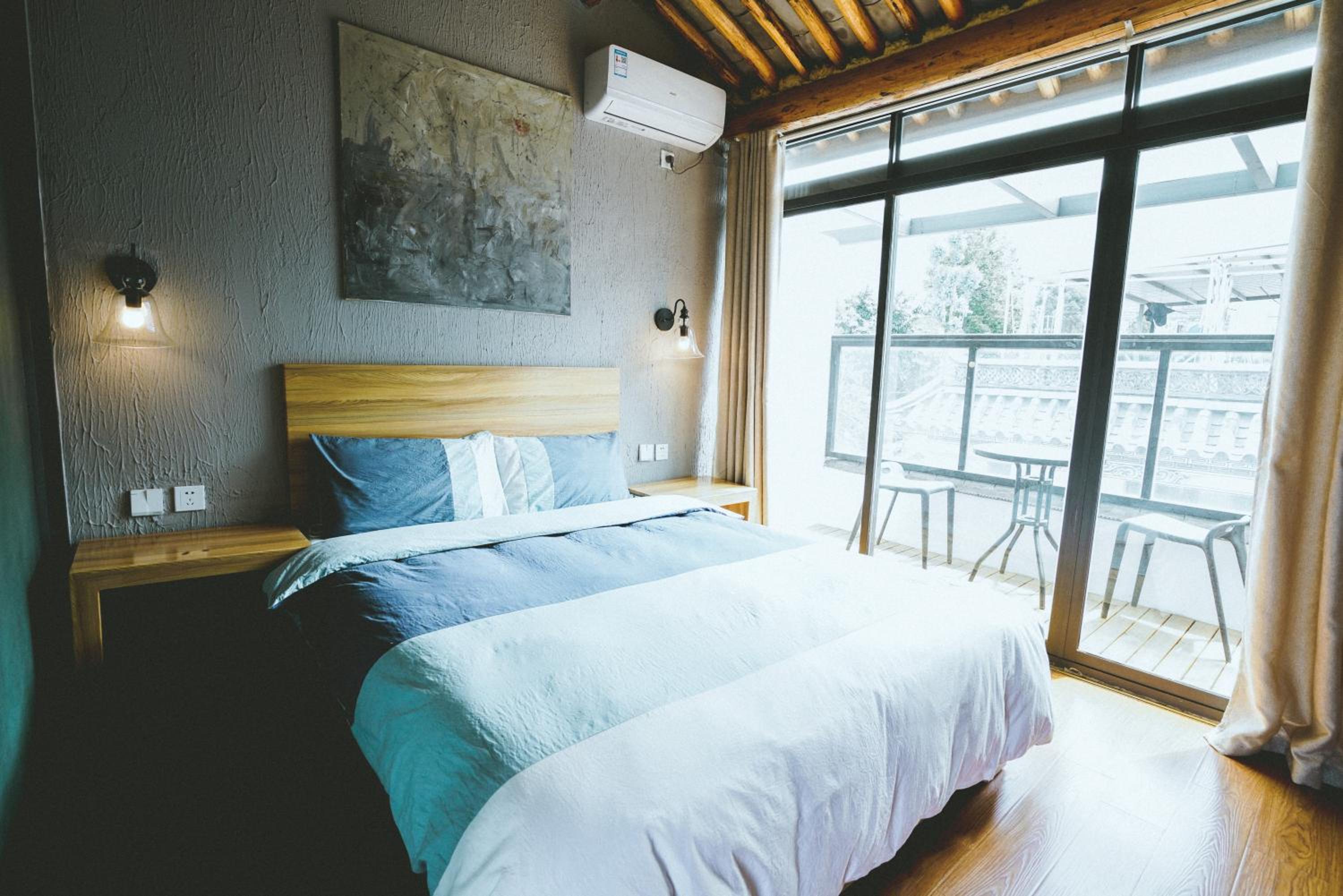 Monster B&B