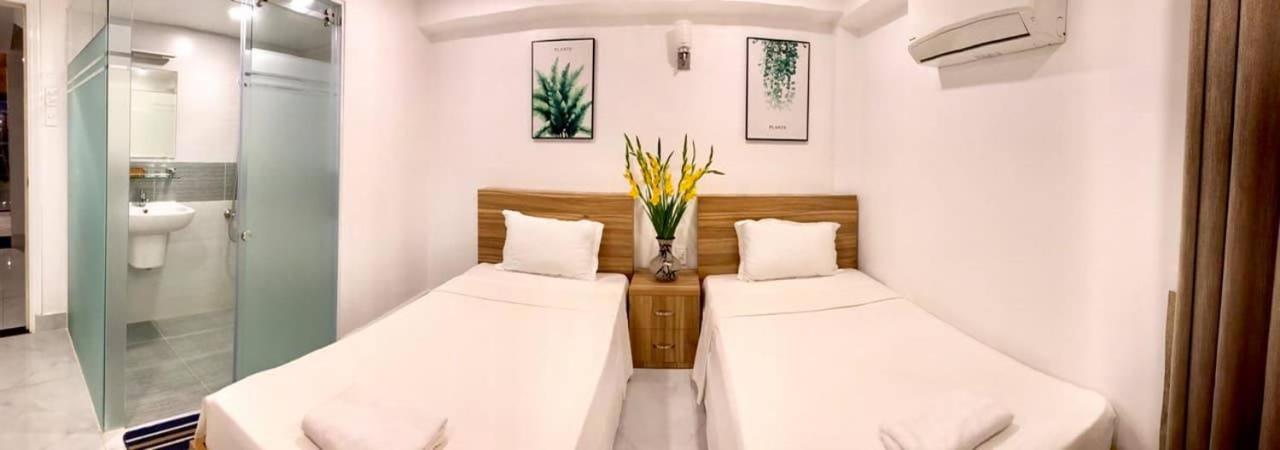 Louis Hotel - Bui Vien Walking Street