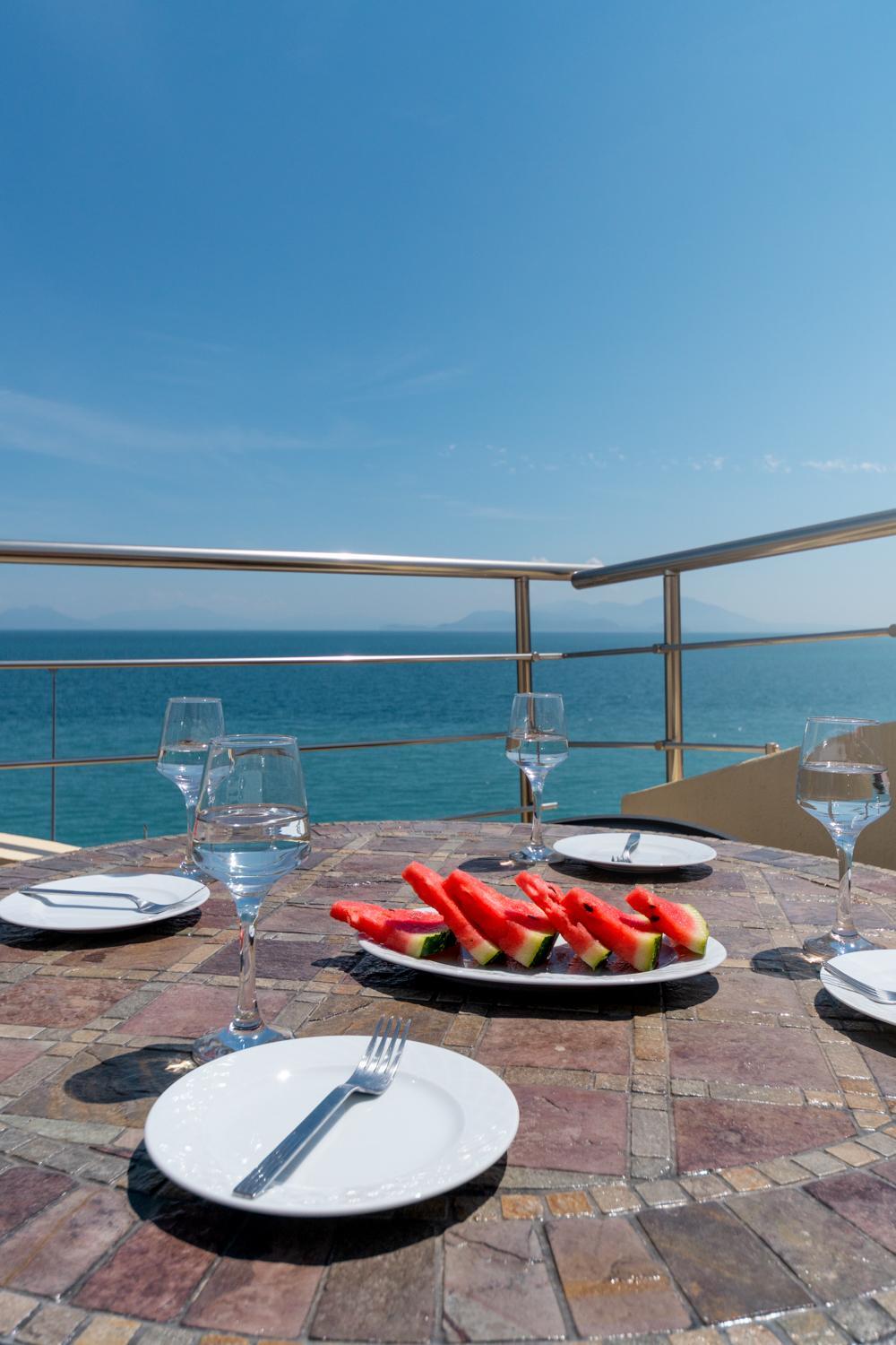 Diamante Beachfront Suites