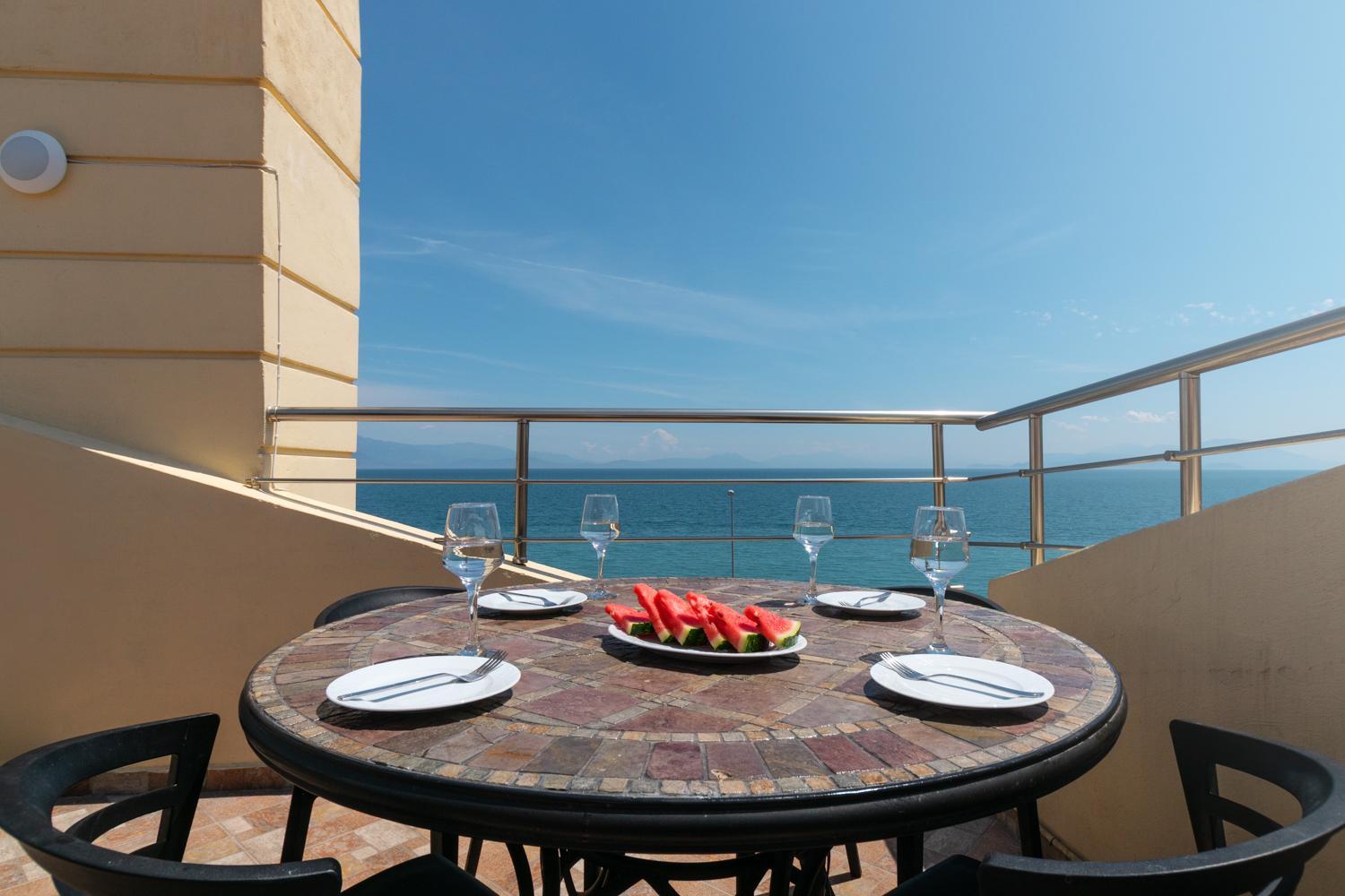 Diamante Beachfront Suites